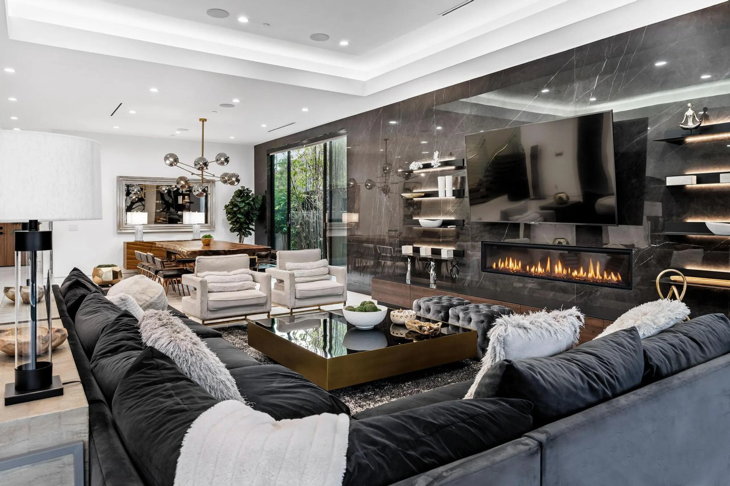 Chic West Hollywood Villa with Private Pool — photograph 4