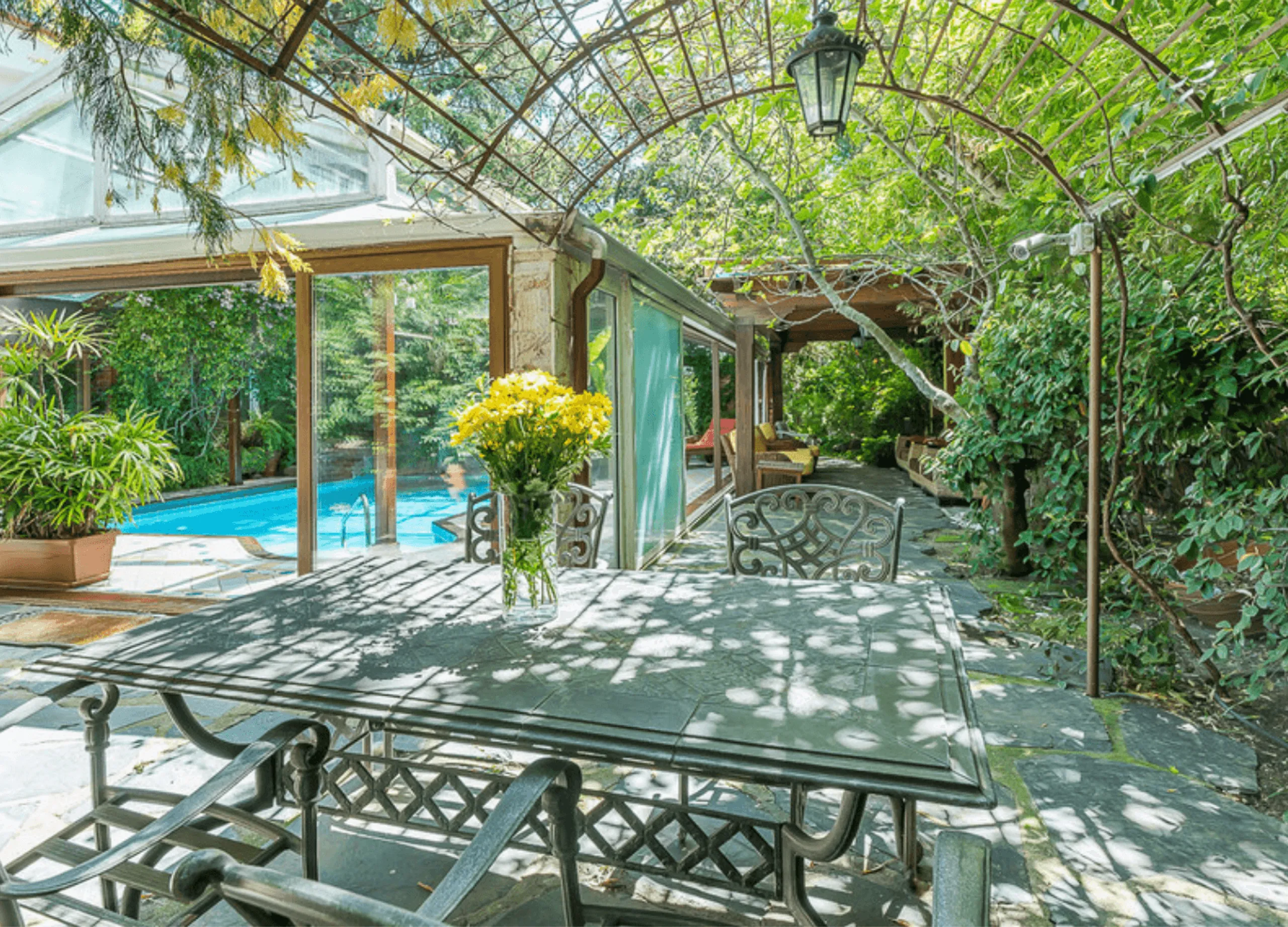 Award Winning Mid Century Styled Villa in Spain with Indoor Heated Pool — photograph 3