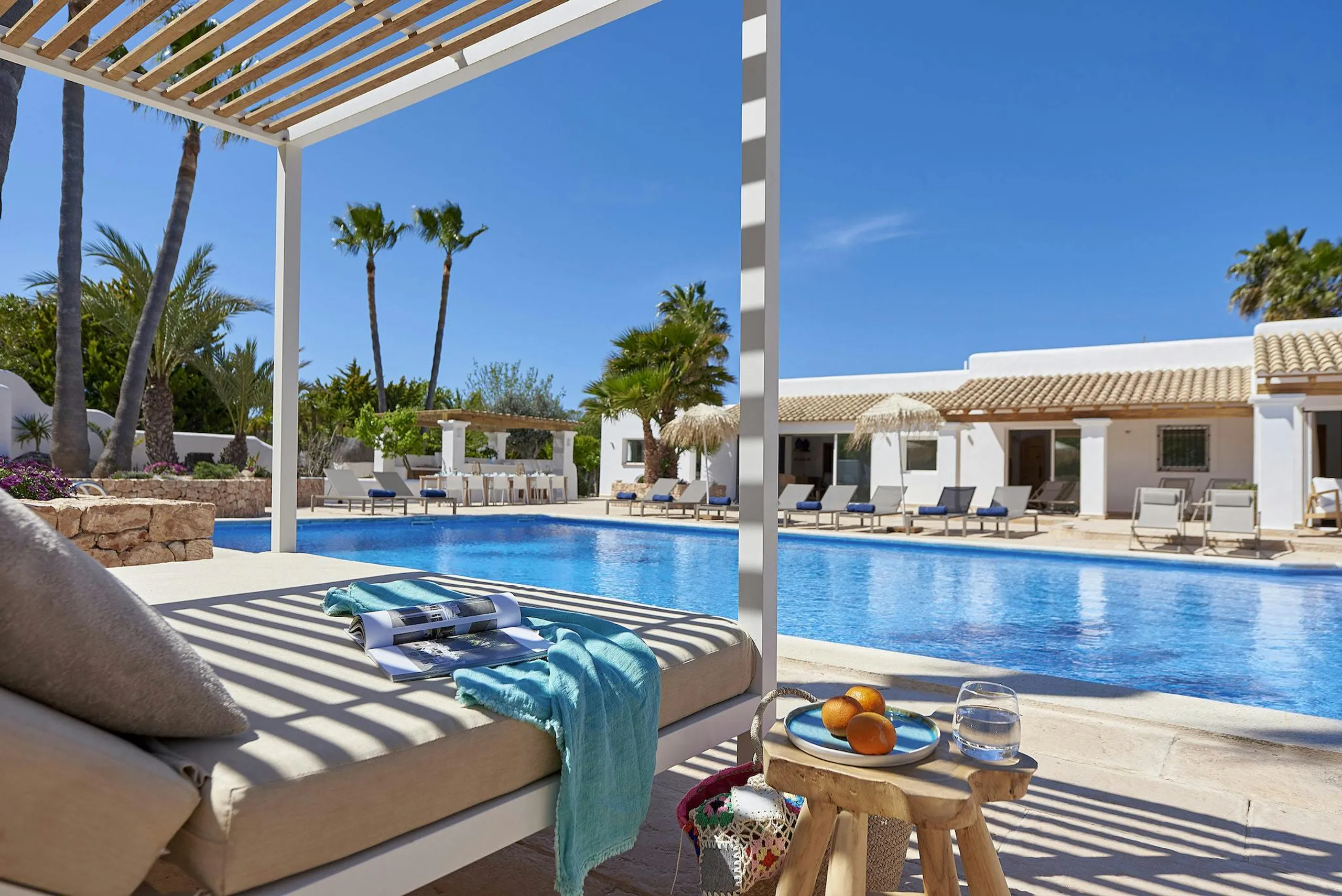 Elegant Spanish Estate in Ibiza with Private Pool and Gazebo — photograph 5