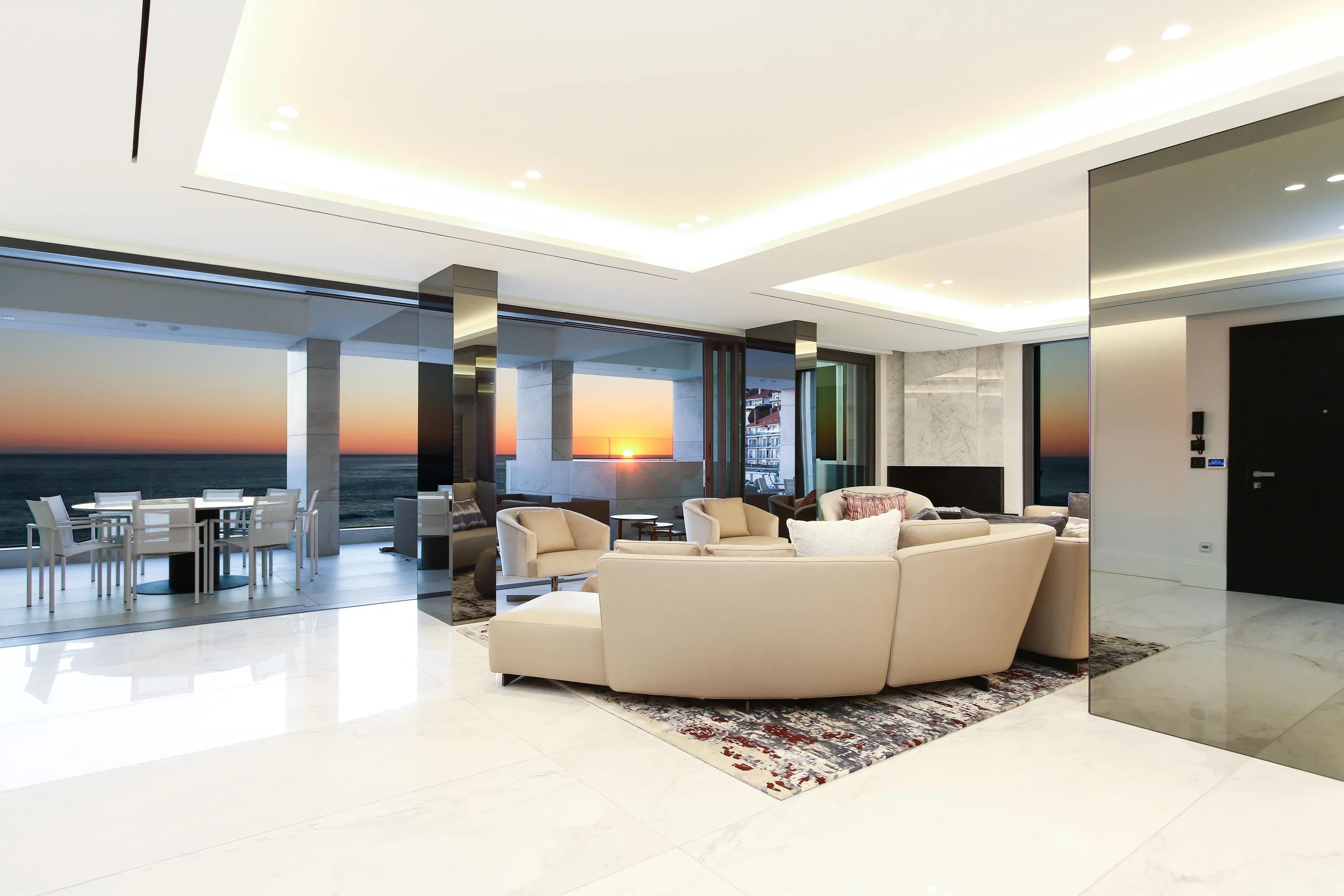 Tranquil Villa With Captivating Ambiance — photograph 3