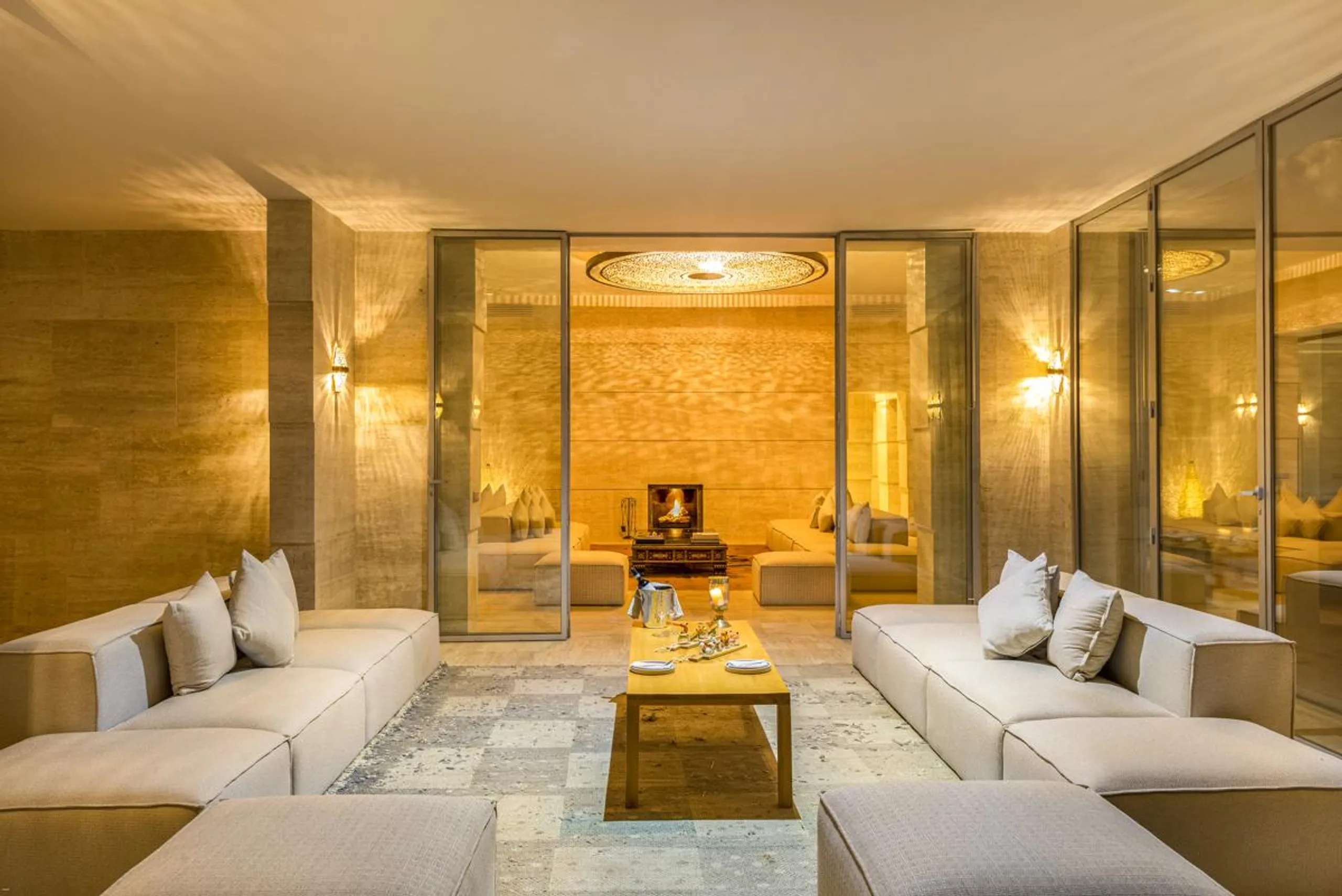Serene Marrakech Villa with Private Pool and Outdoor Terraces — photograph 6