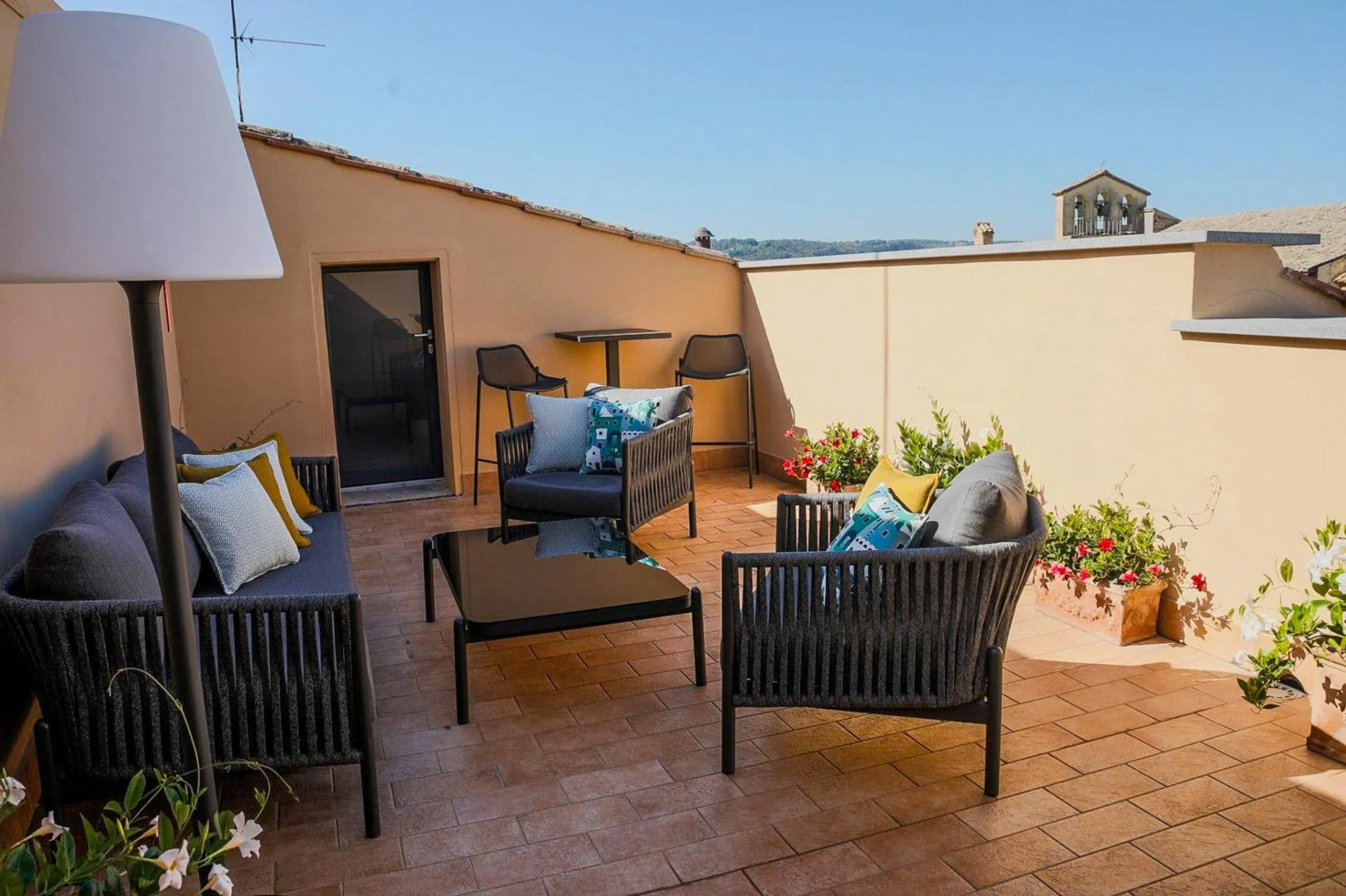 Majestic Villa in Orvieto with Private Pool and Panoramic Views — photograph 2