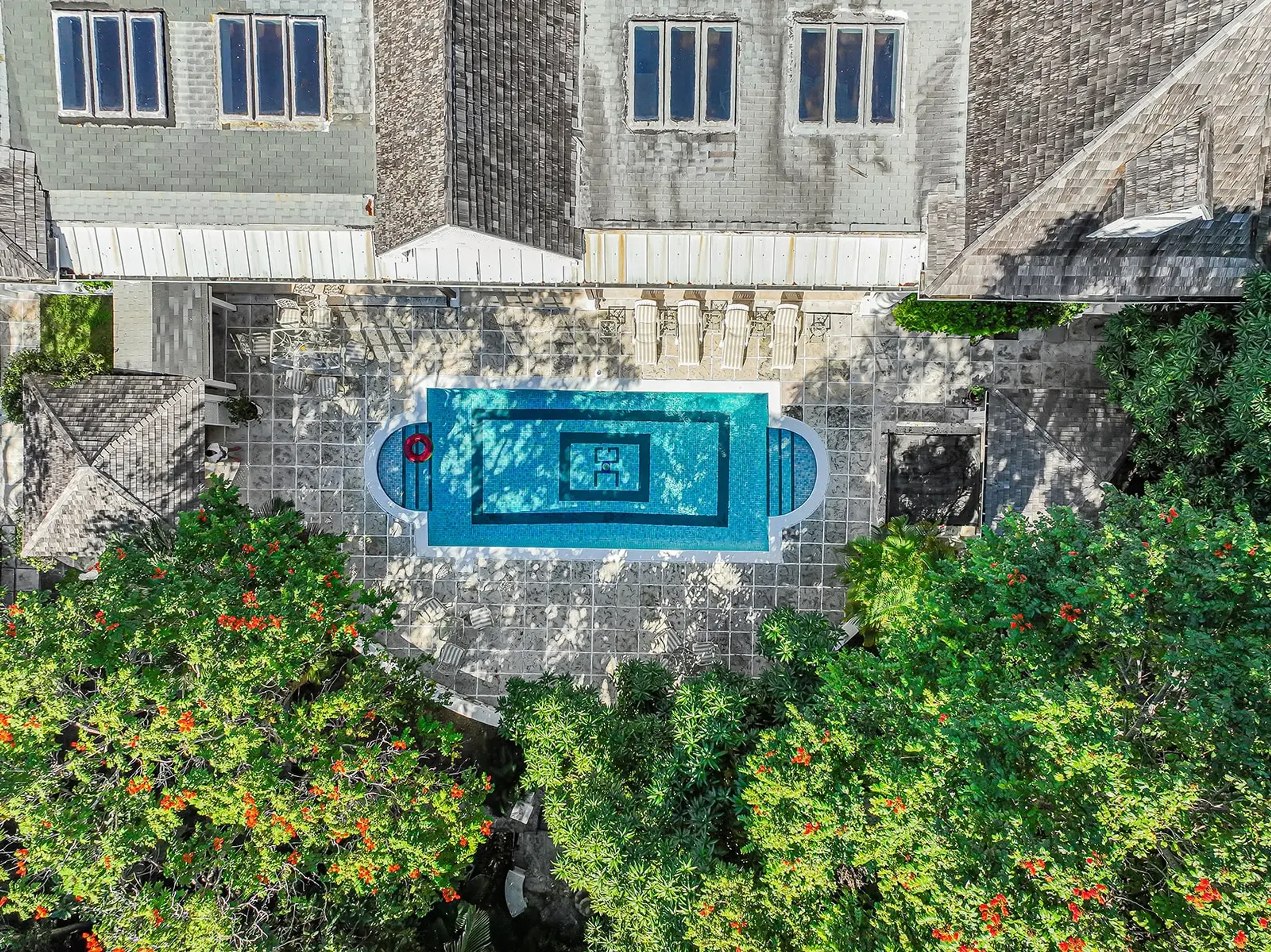 Lyford Cay Luxury Estate with Private Pool and Lovely Grounds — photograph 4