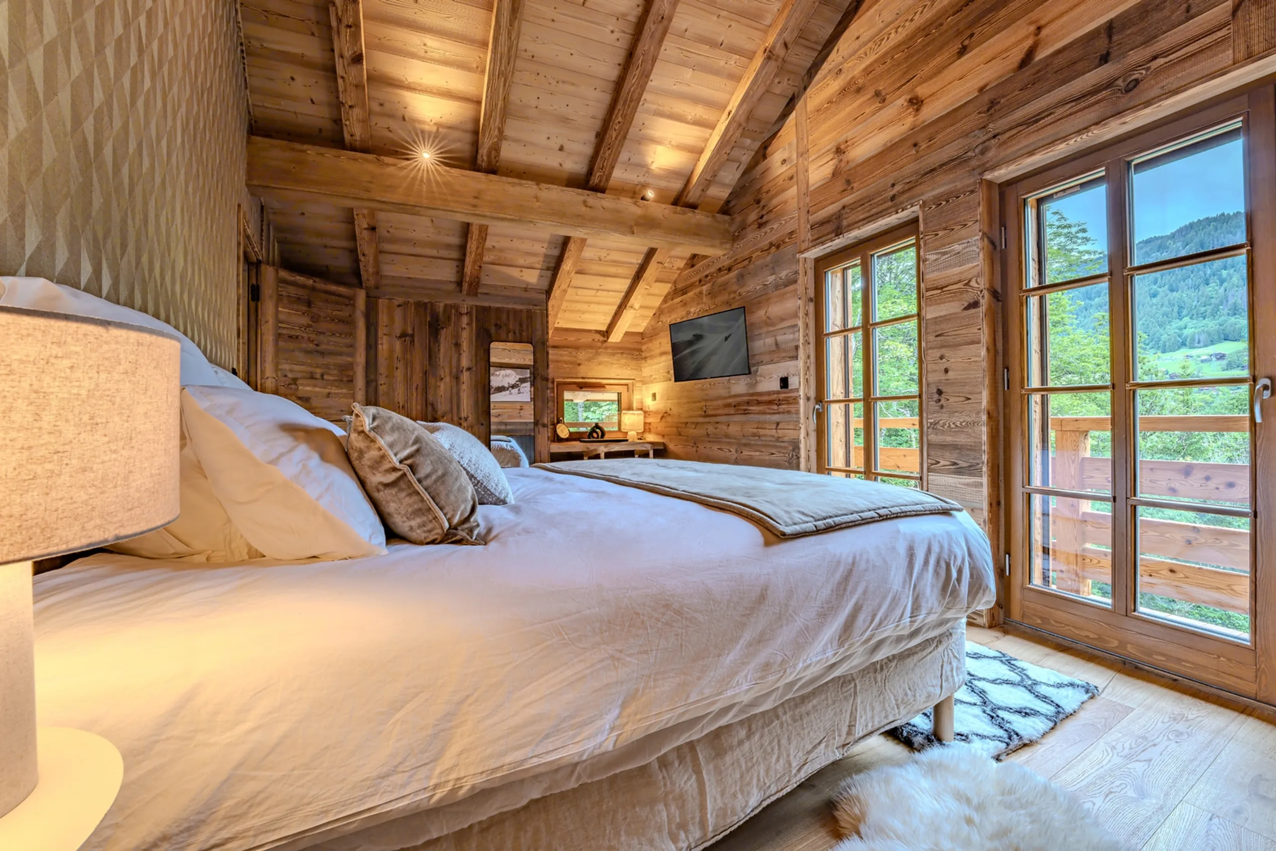 Relaxing Chalet with Sauna, Jacuzzi and Parking in Megeve — photograph 8