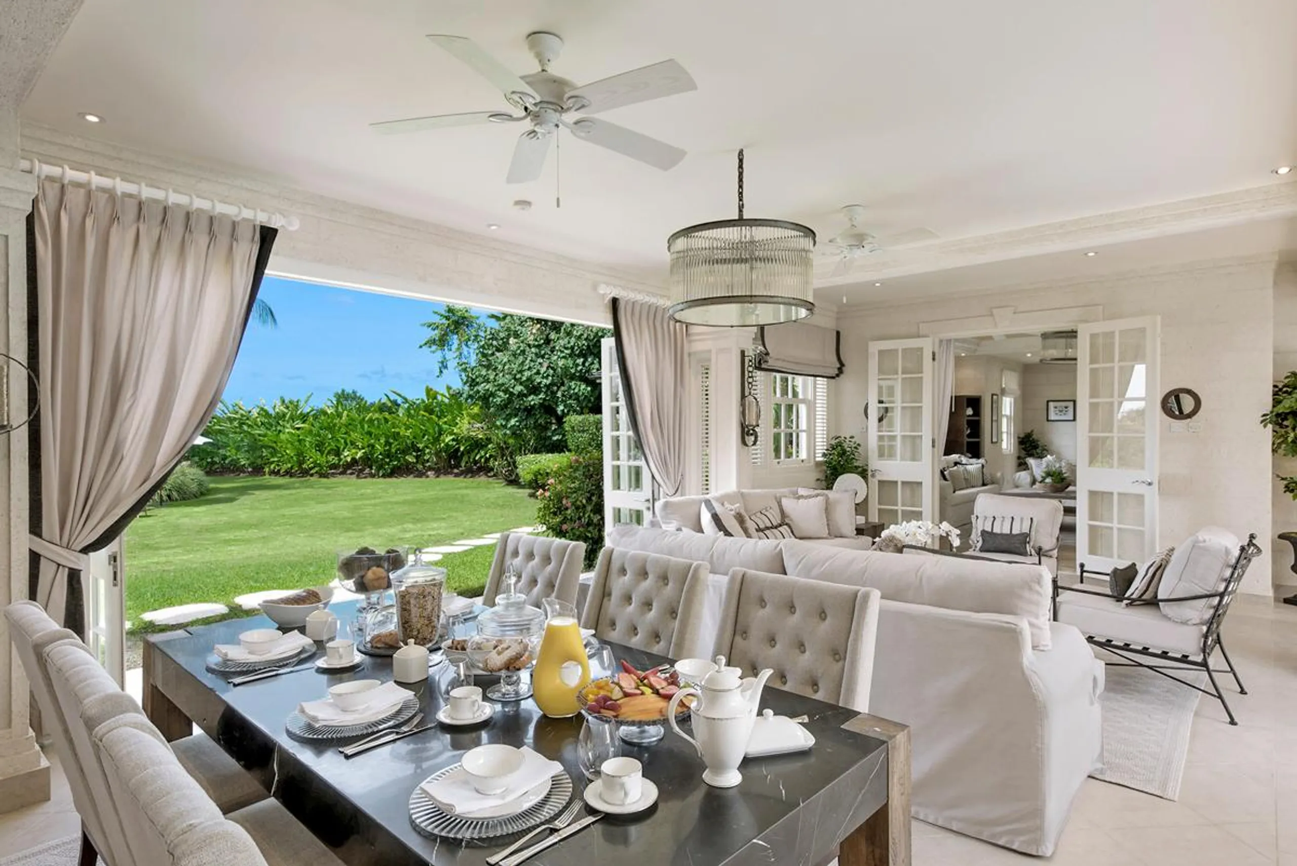 Top-of-the-line Bajan Villa with Private Pool and Beach Views — photograph 6