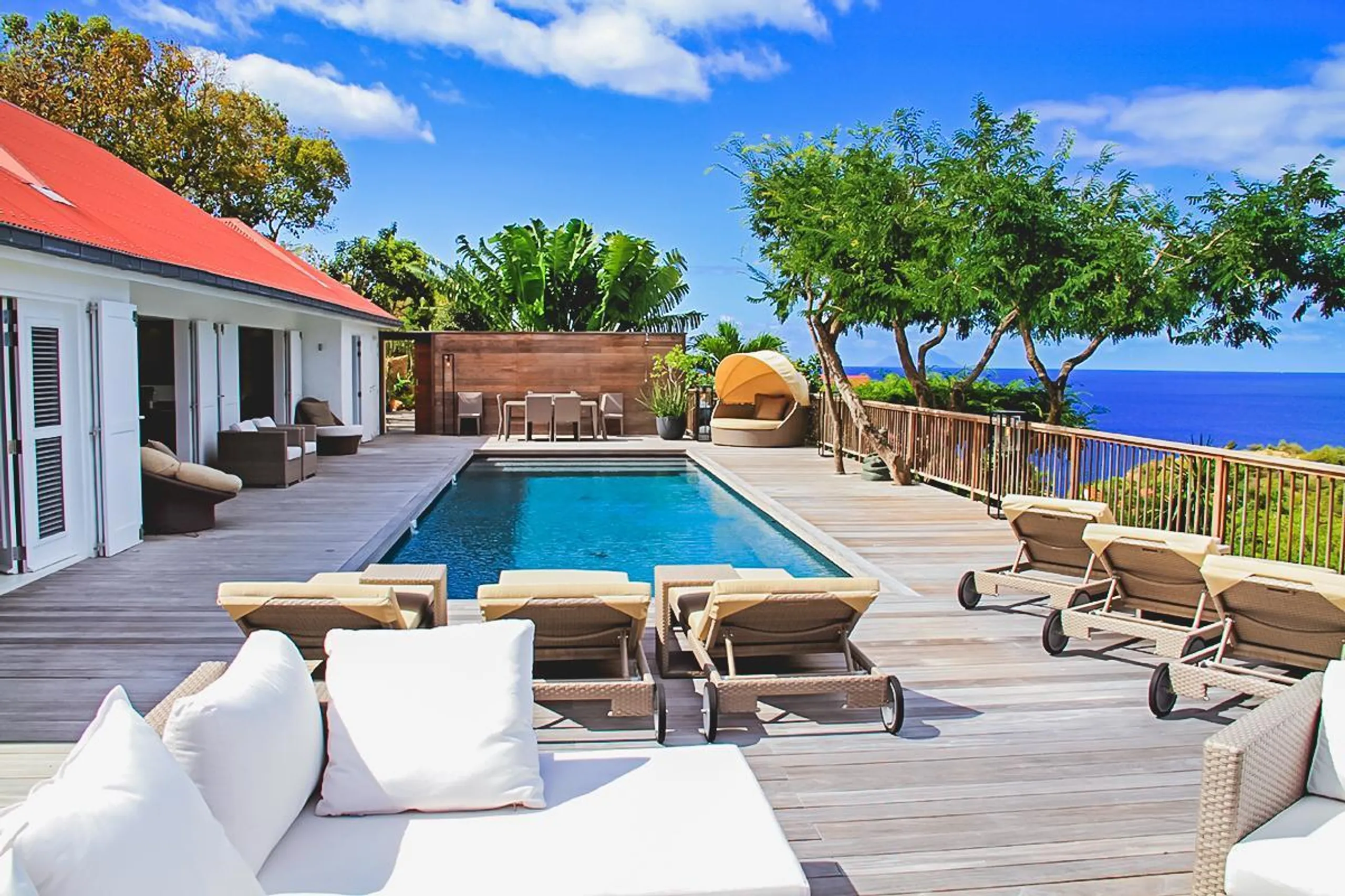 Serene Seaside Estate with Private Pool and Ocean Views, Gustavia