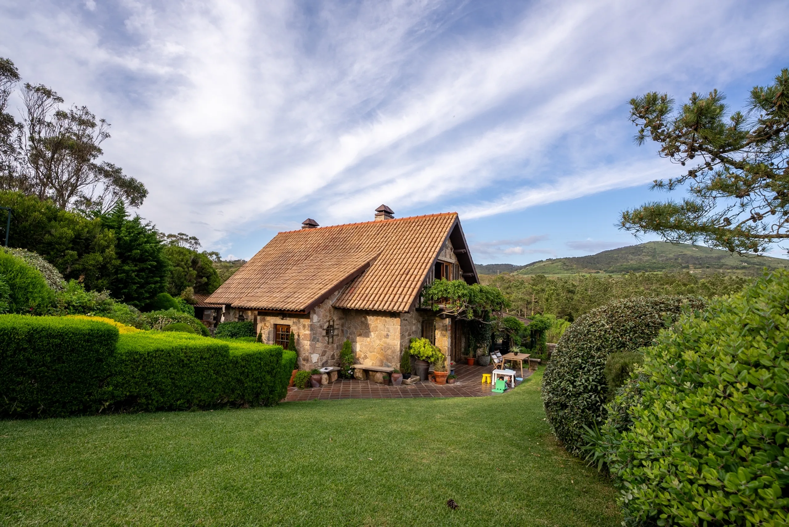 Secluded Clifftop Villa Between Sintra Mountains & Atlantic Ocean, Sintra