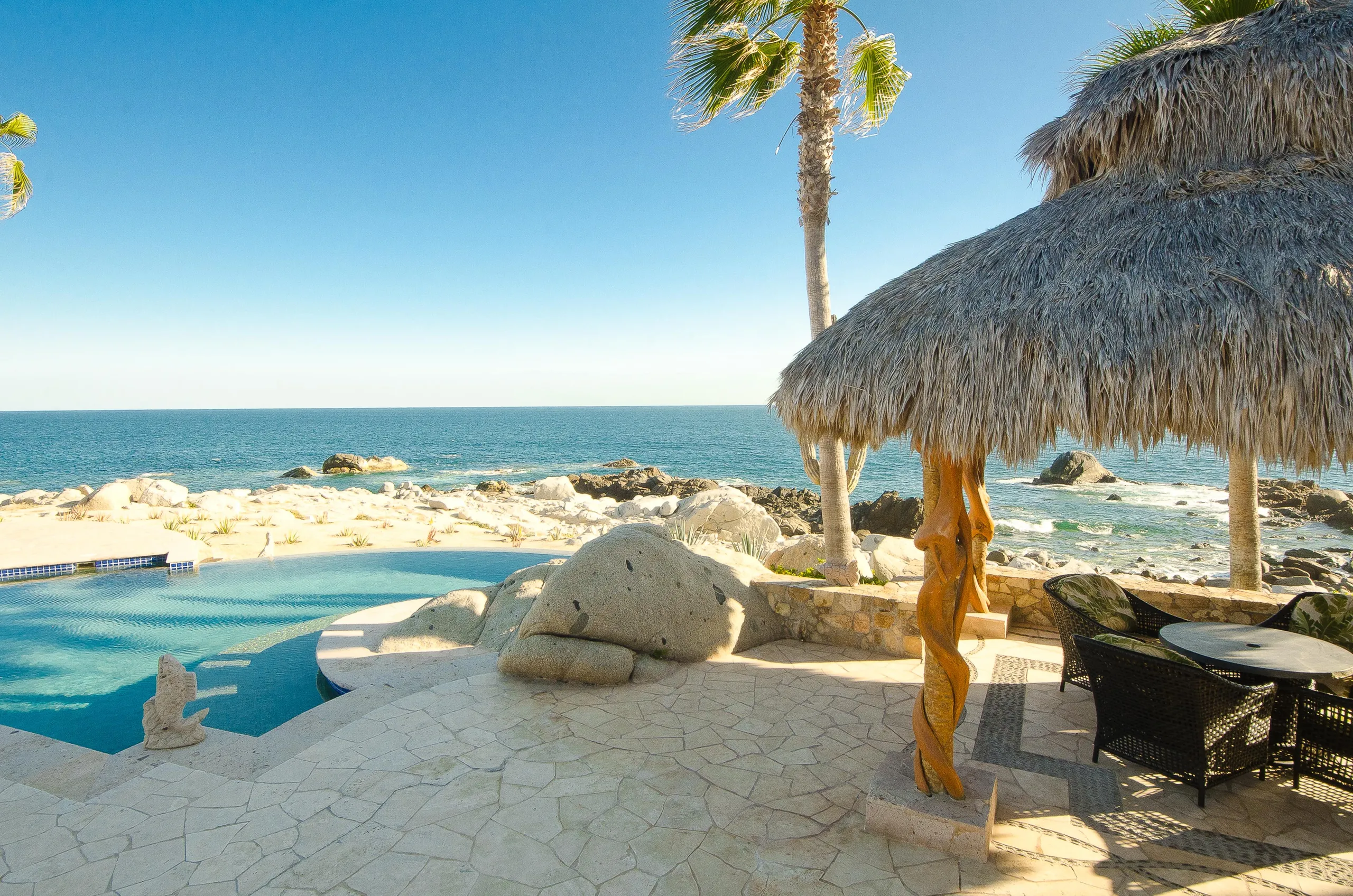 Punta Bellena Luxury Beachfront Estate with Spectacular Ocean Views, Punta Ballena