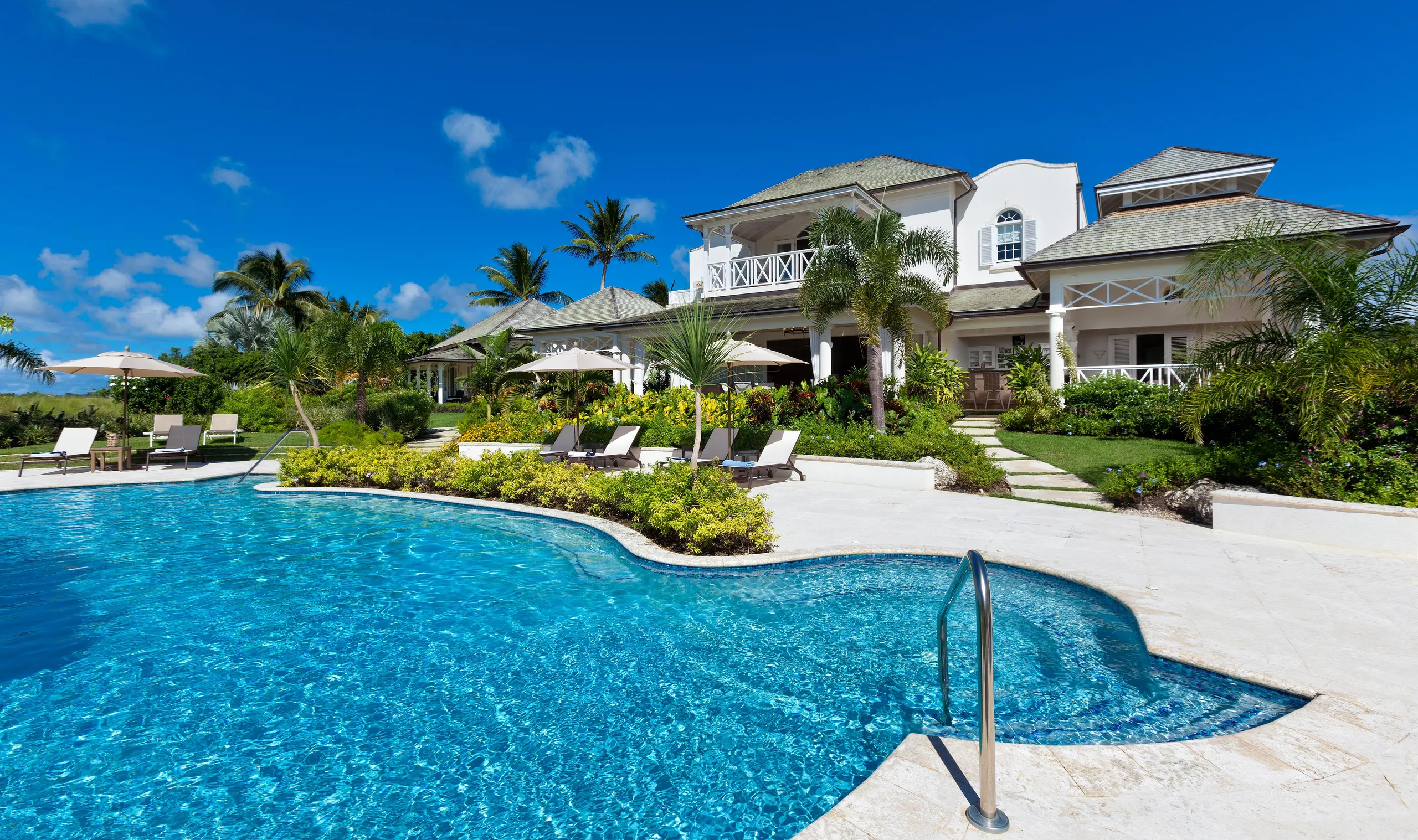 Serene 4 Bedroom Villa with Private Pool Overlooking Royal Westmoreland Golf Course — photograph 11