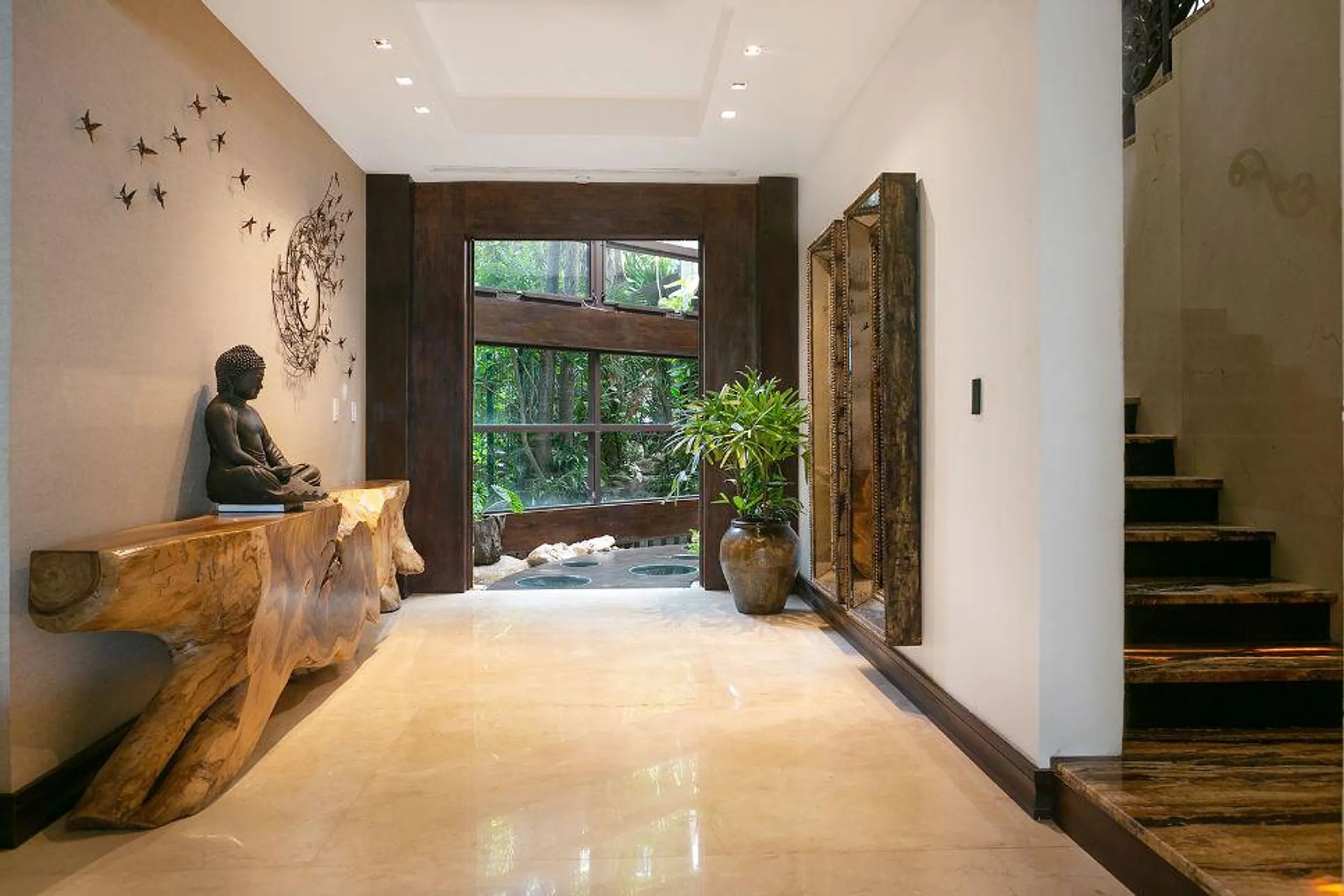 Upscale Beach Front Playacar Villa with Private Pool and Ocean Views — photograph 11