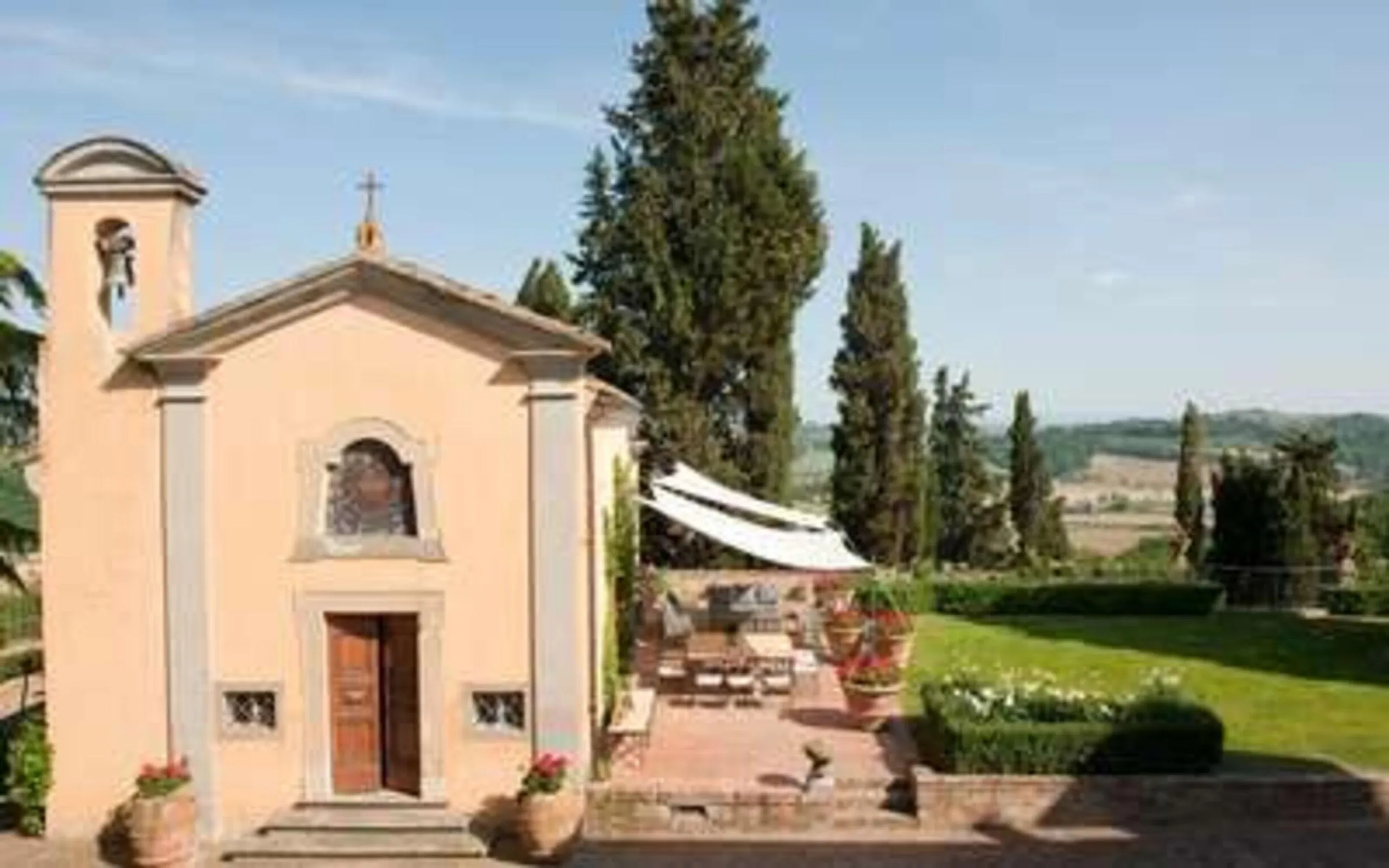 Majestic Castelfiorentino Estate with Private Pool, Fireplace,  and Stunning Views — photograph 10
