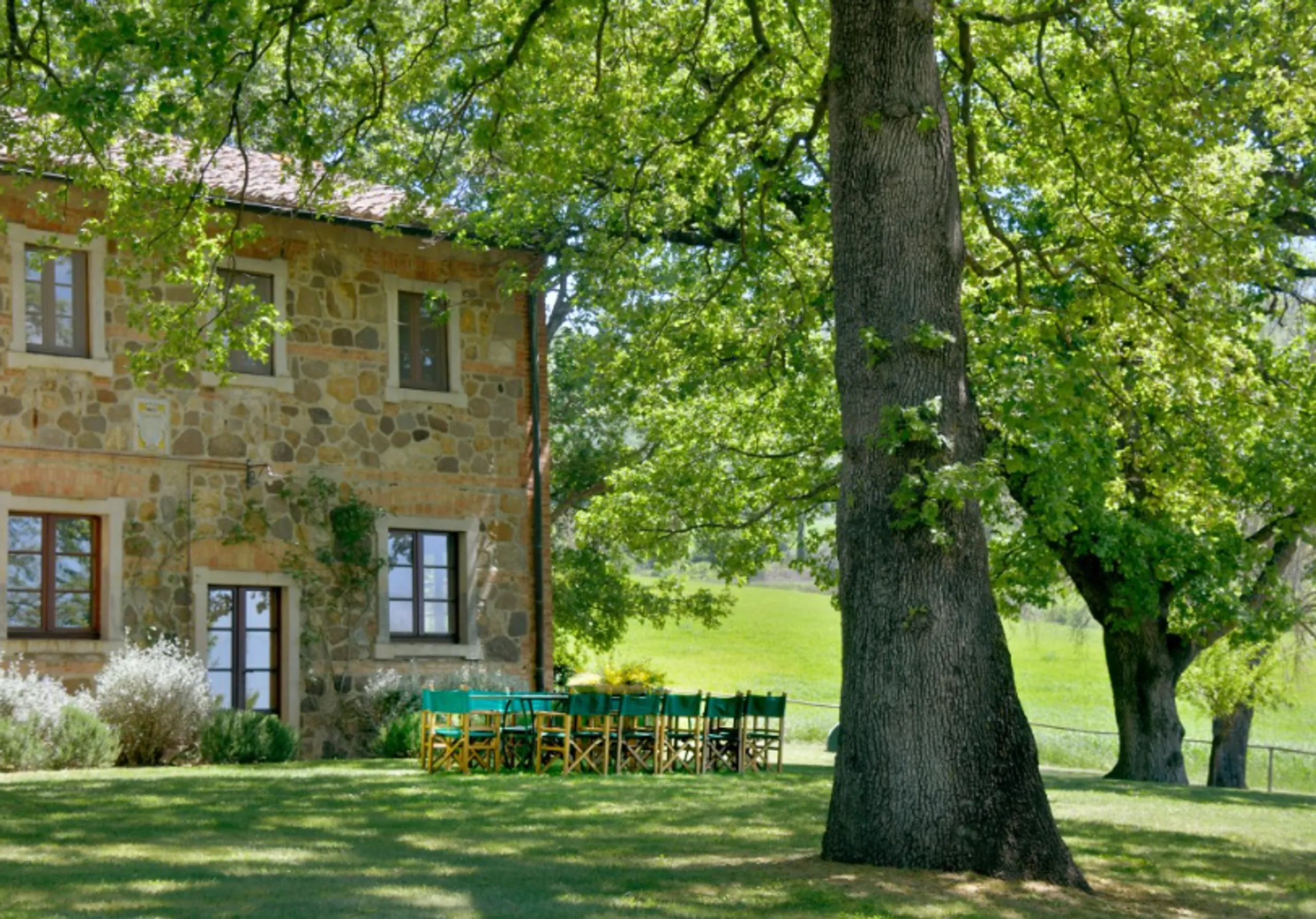 Exquisite 7BR Villa with Private Pool, Garden and Mount Amiata Views — photograph 3