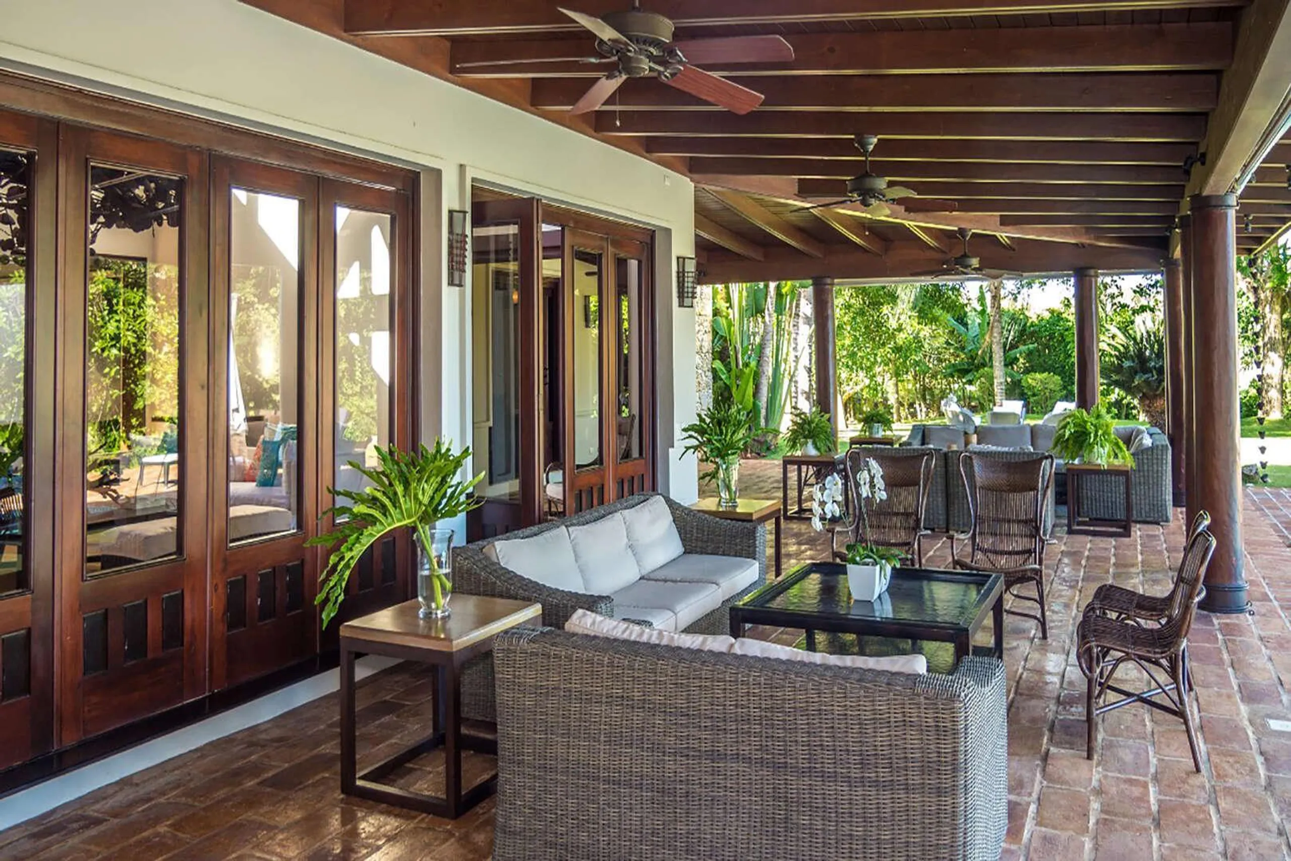 Casa de Campo's Abundant Villa with Sophisticated Comfort — photograph 5