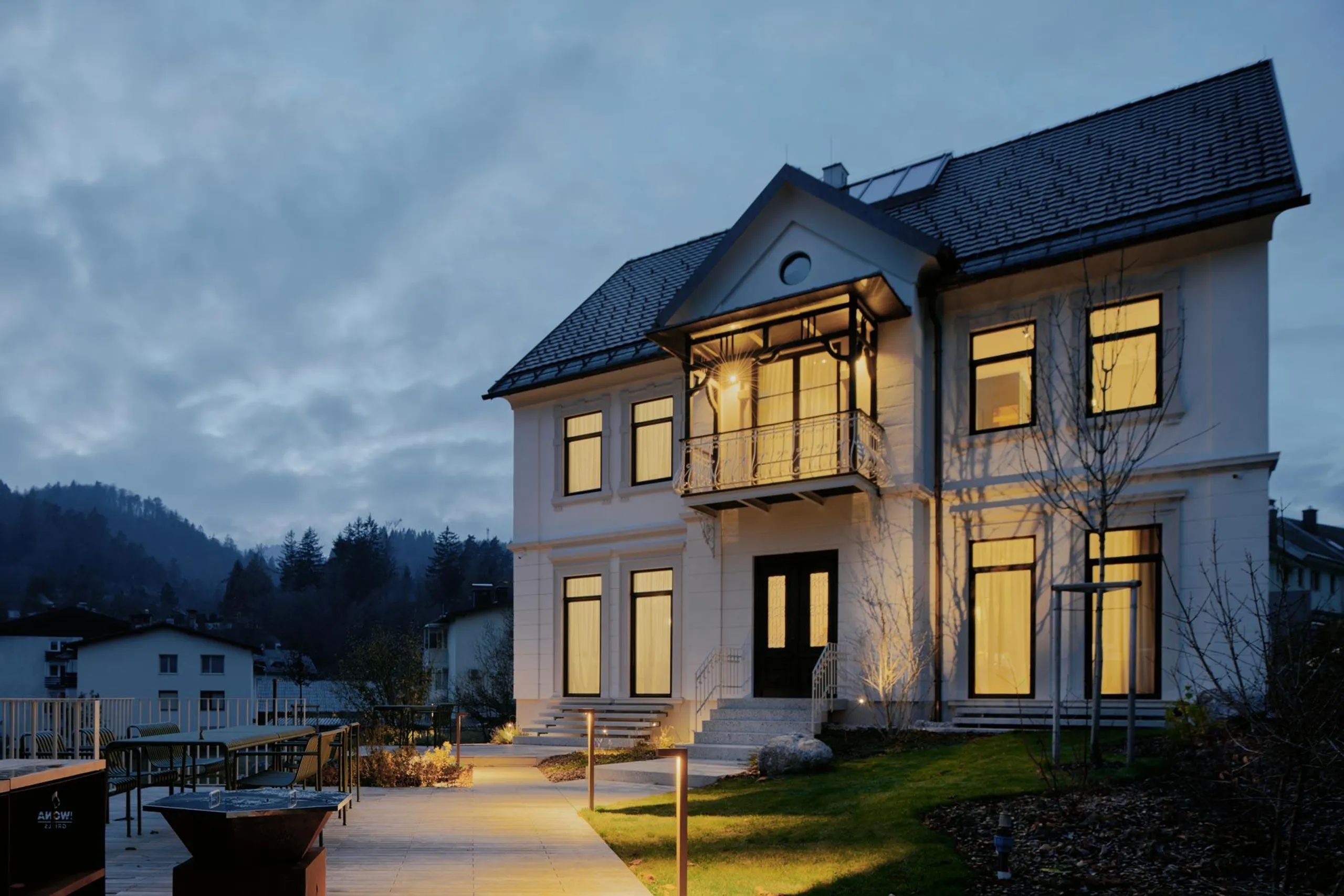 Lavish Luxury Estate near Lake Bled with Wine Cellar and Sauna — photograph 2