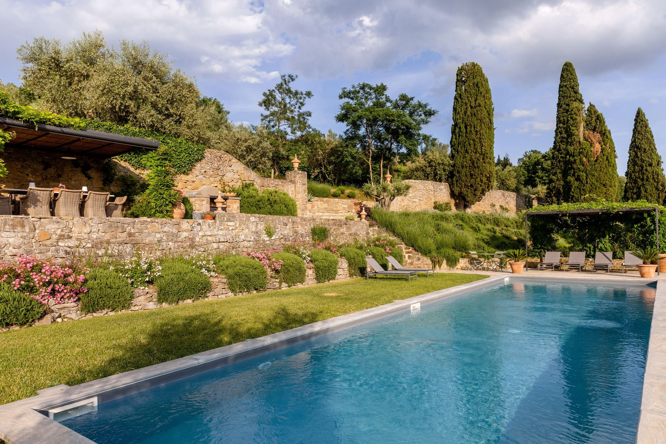Resplendent Luxury Estate in Cortona with Private Pool and Dining Al-Fresco, Tuscany