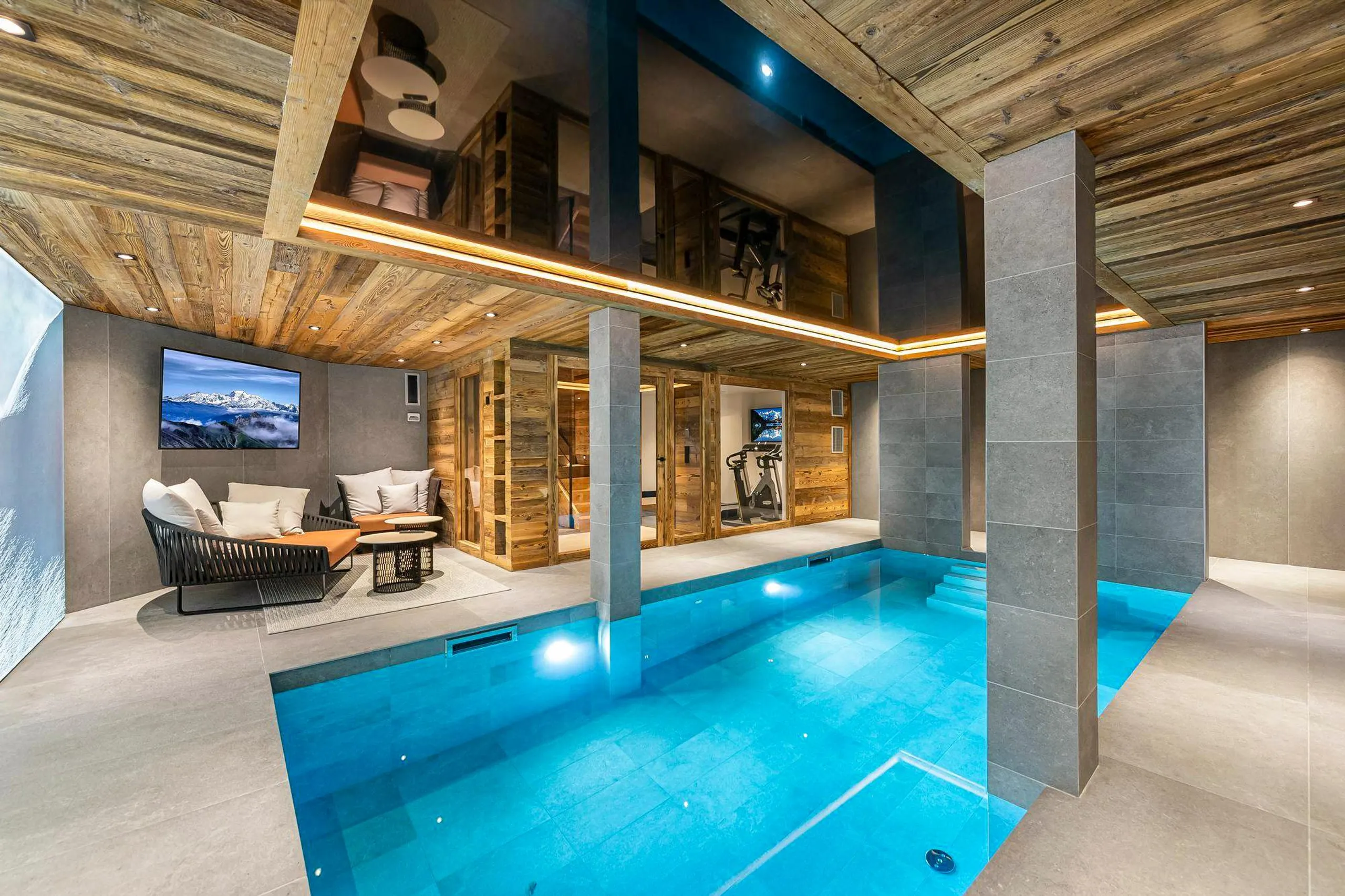 Alpine Luxury Fine Villa in the Heart of Courchevel — photograph 2