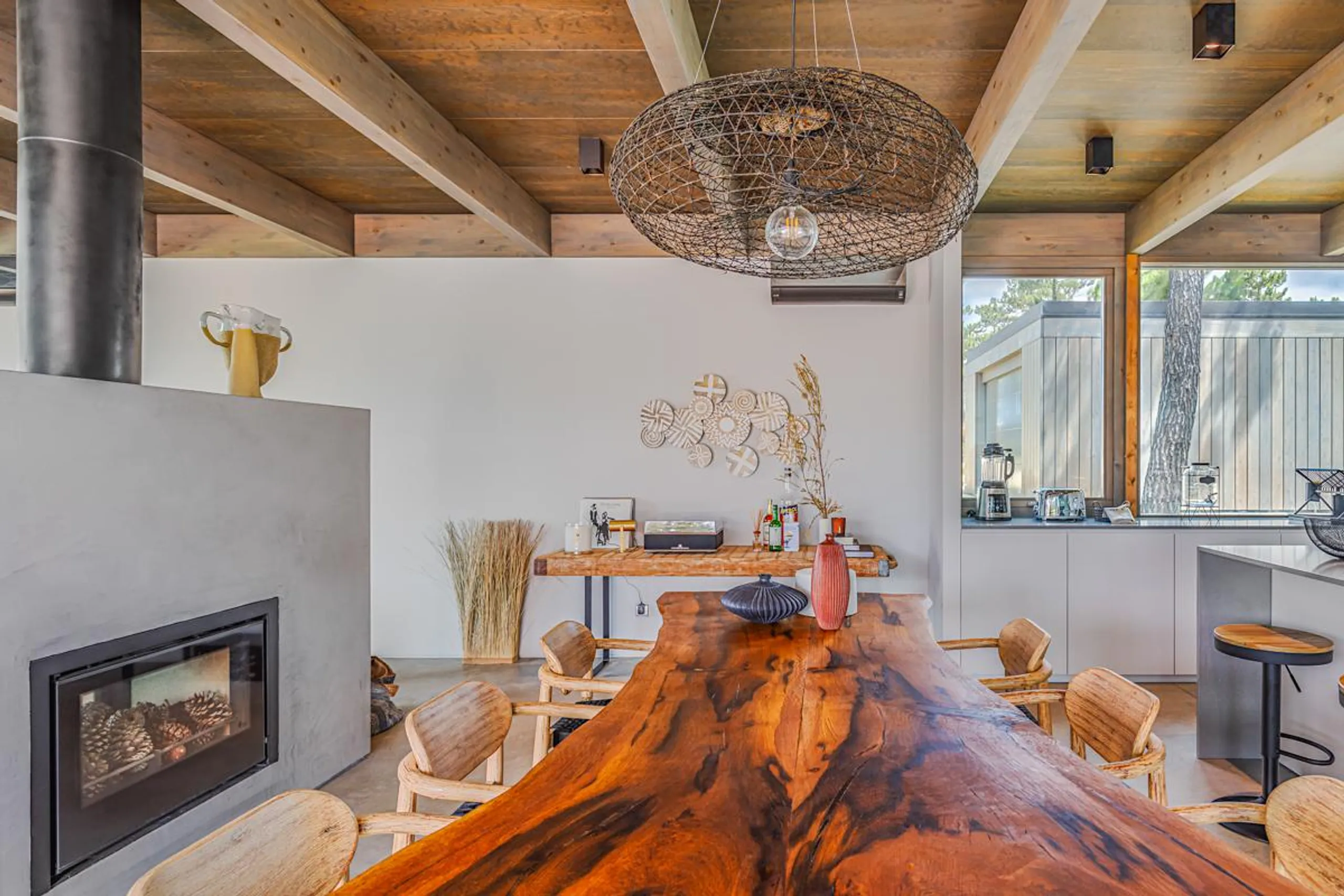 Modern Beach Haven Villa with Private Pool, and Close to Pristine Beach — photograph 7