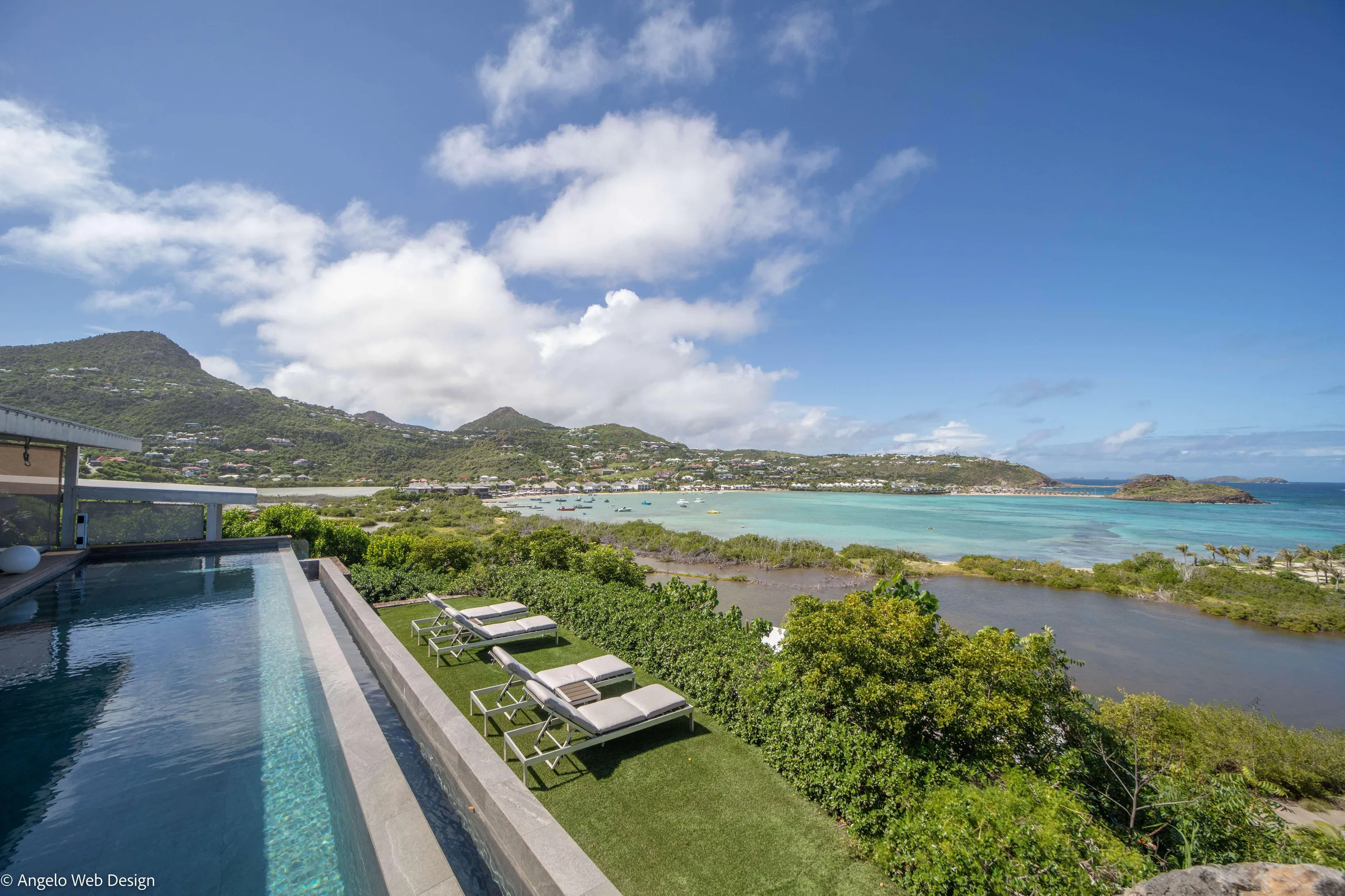 Breathtaking Ocean View Oasis with Infinity Pool and Stunning Ocean Views, Grand Cul de Sac