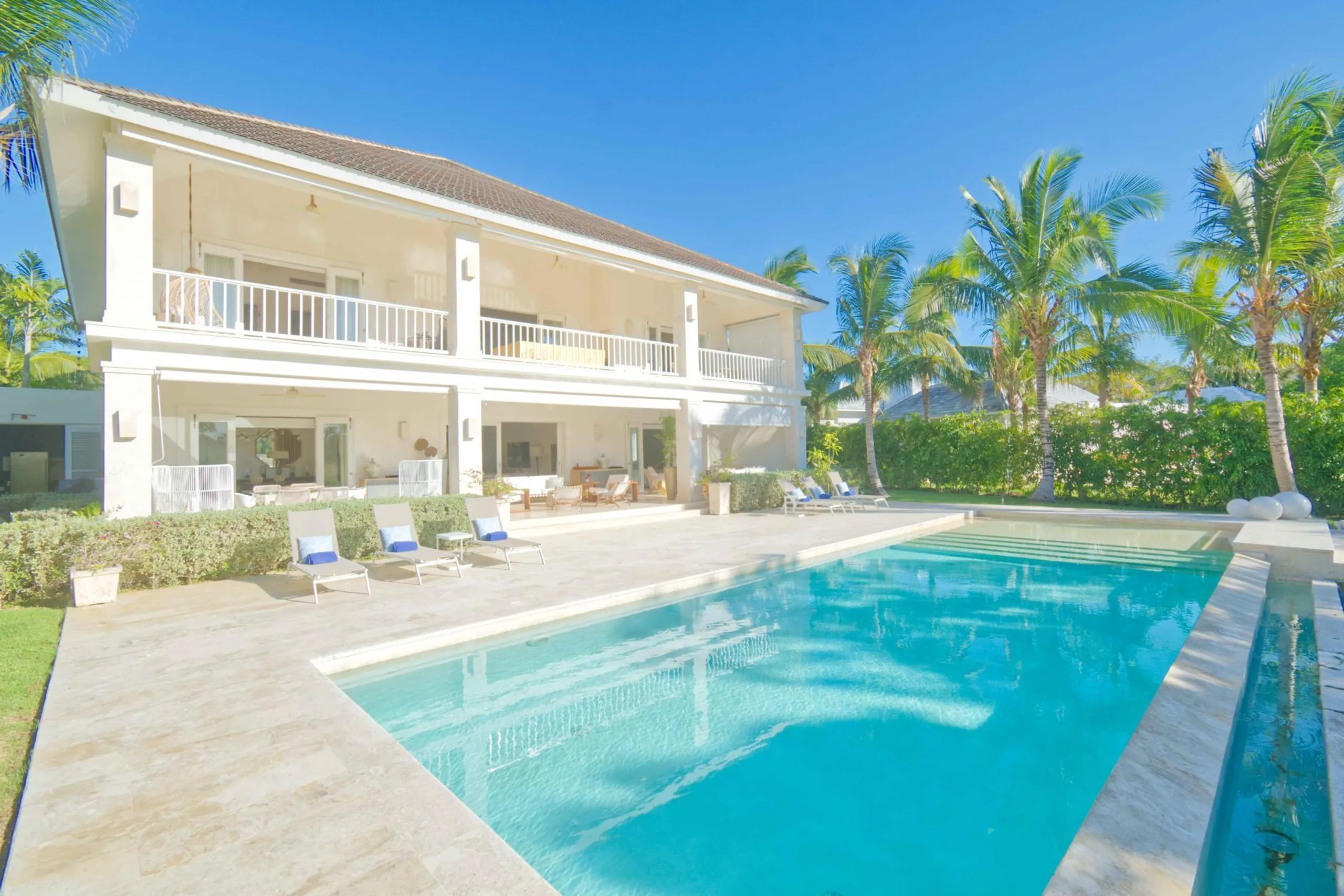 Inspiring Punta Cana Estate with Invigorating Pool and Stunning Lake Views, Punta Cana