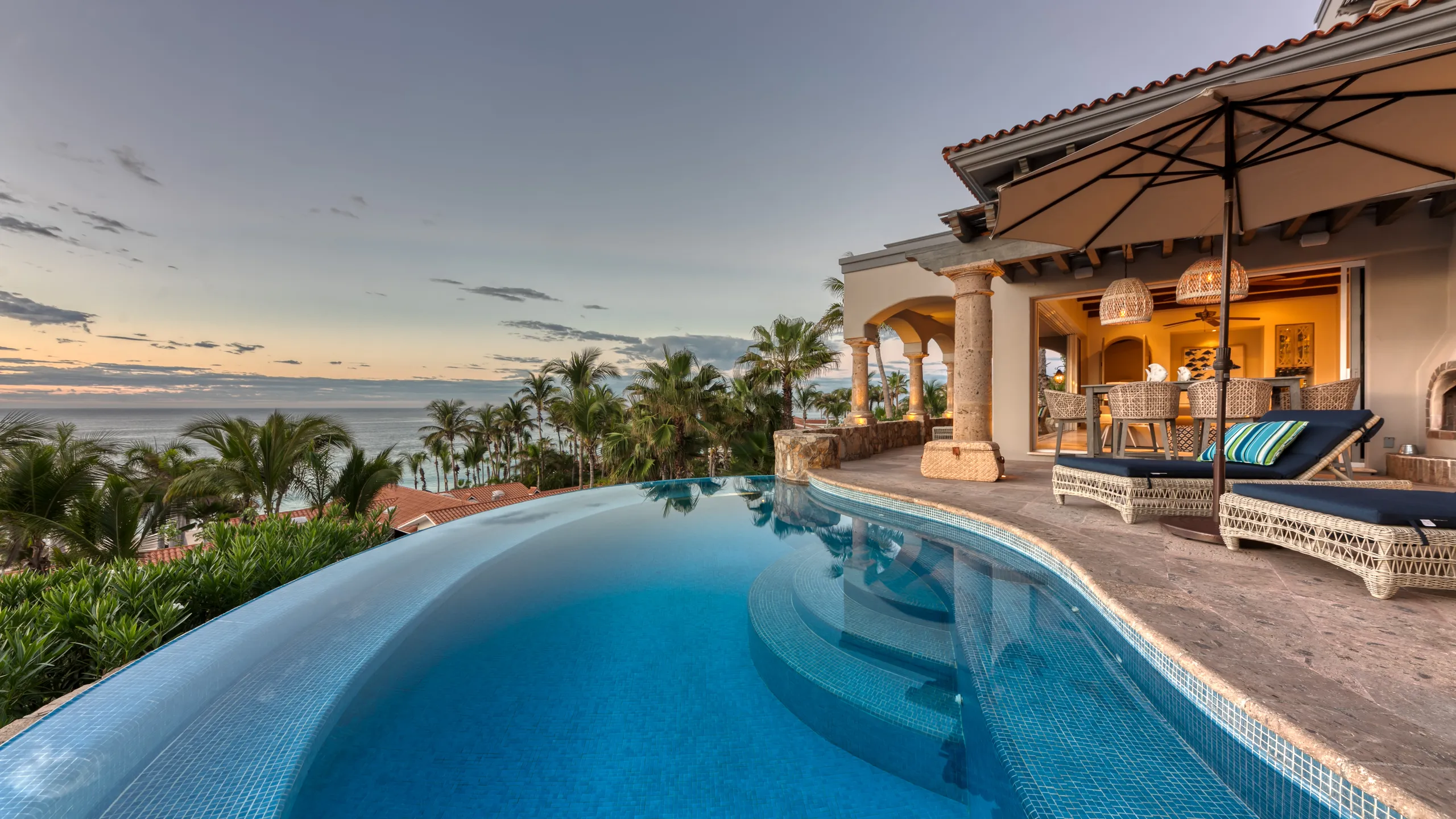Oceanfront 3-Bedroom Villa with Private Infinity Pool & Golf Access — photograph 7