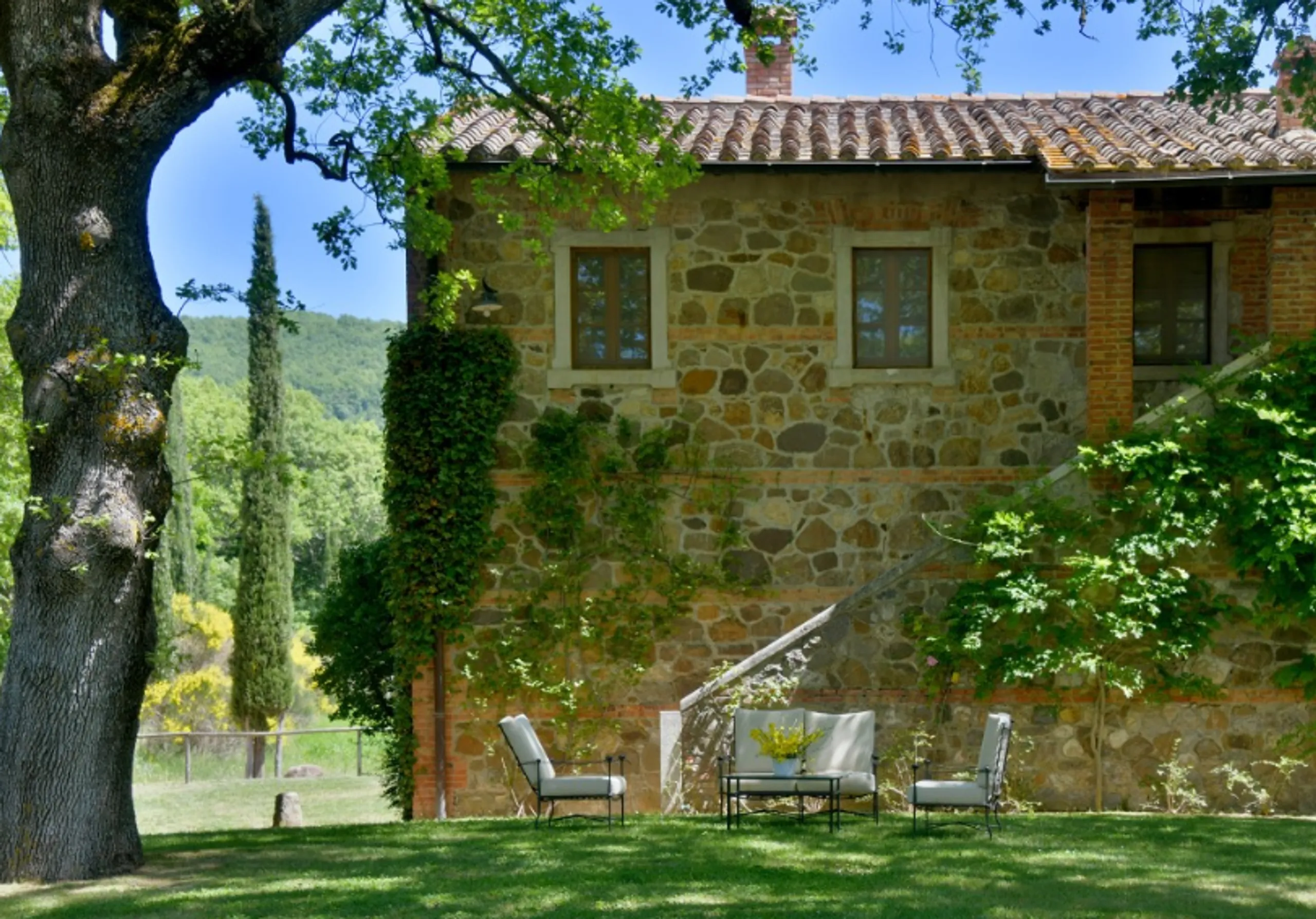 Exquisite 7BR Villa with Private Pool, Garden and Mount Amiata Views — photograph 5