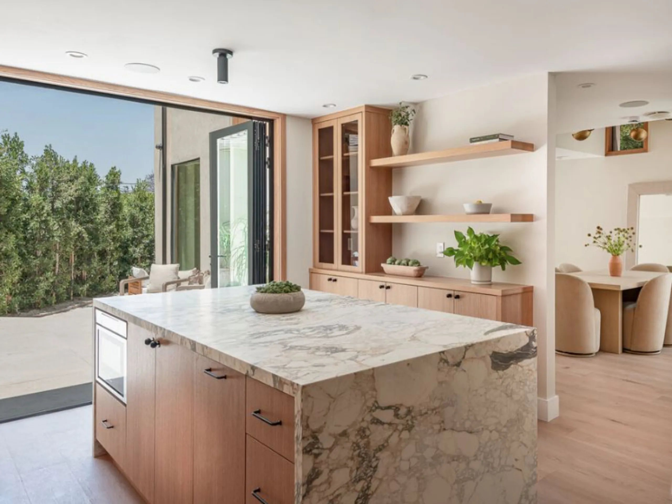 3BR Designer Villa with Modern Comfort, Natural Finishes & Prime Location — photograph 10