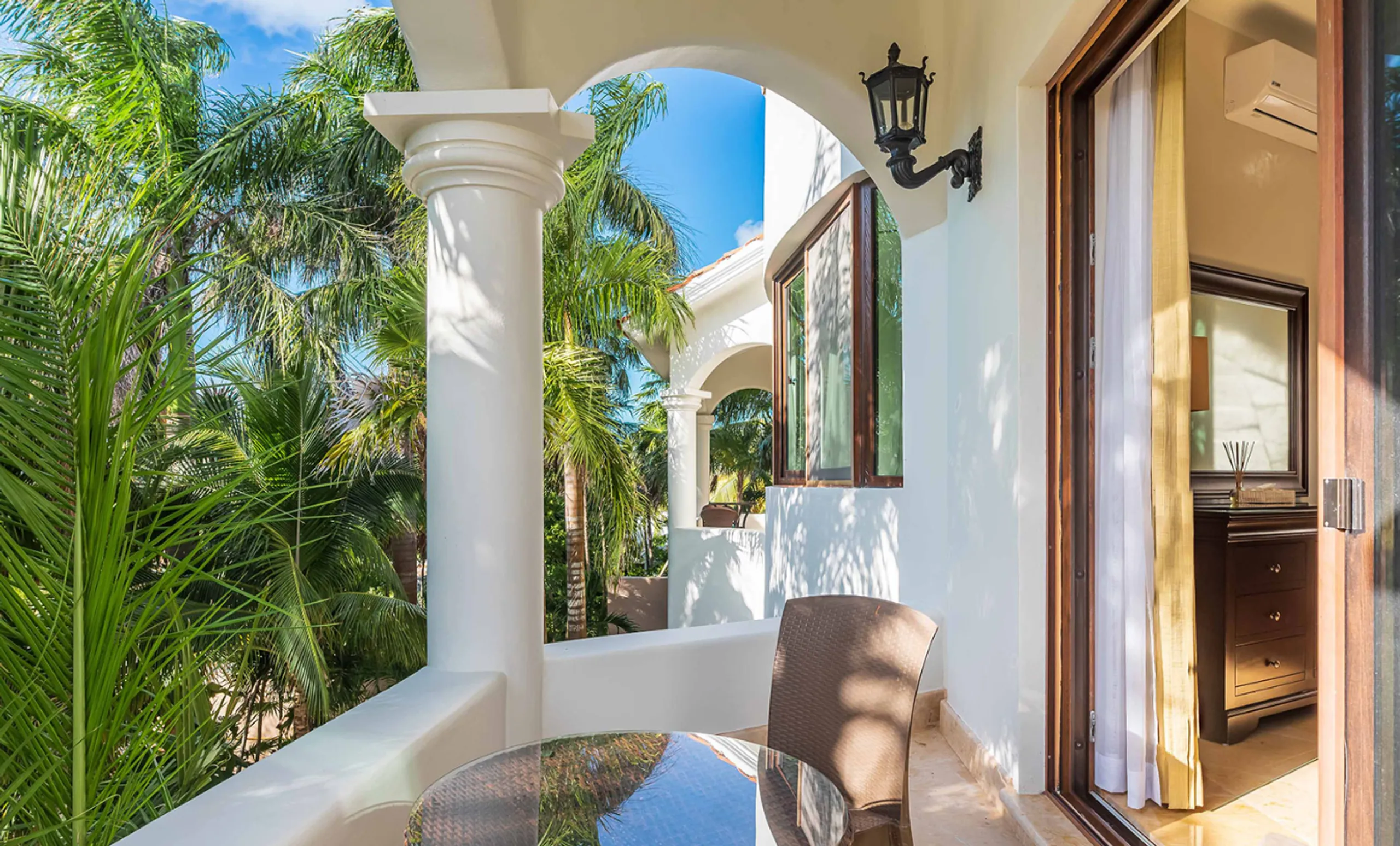 Exquisite Soliman Bay 10 BDR Oceanfront Villa with Private Poll — photograph 11