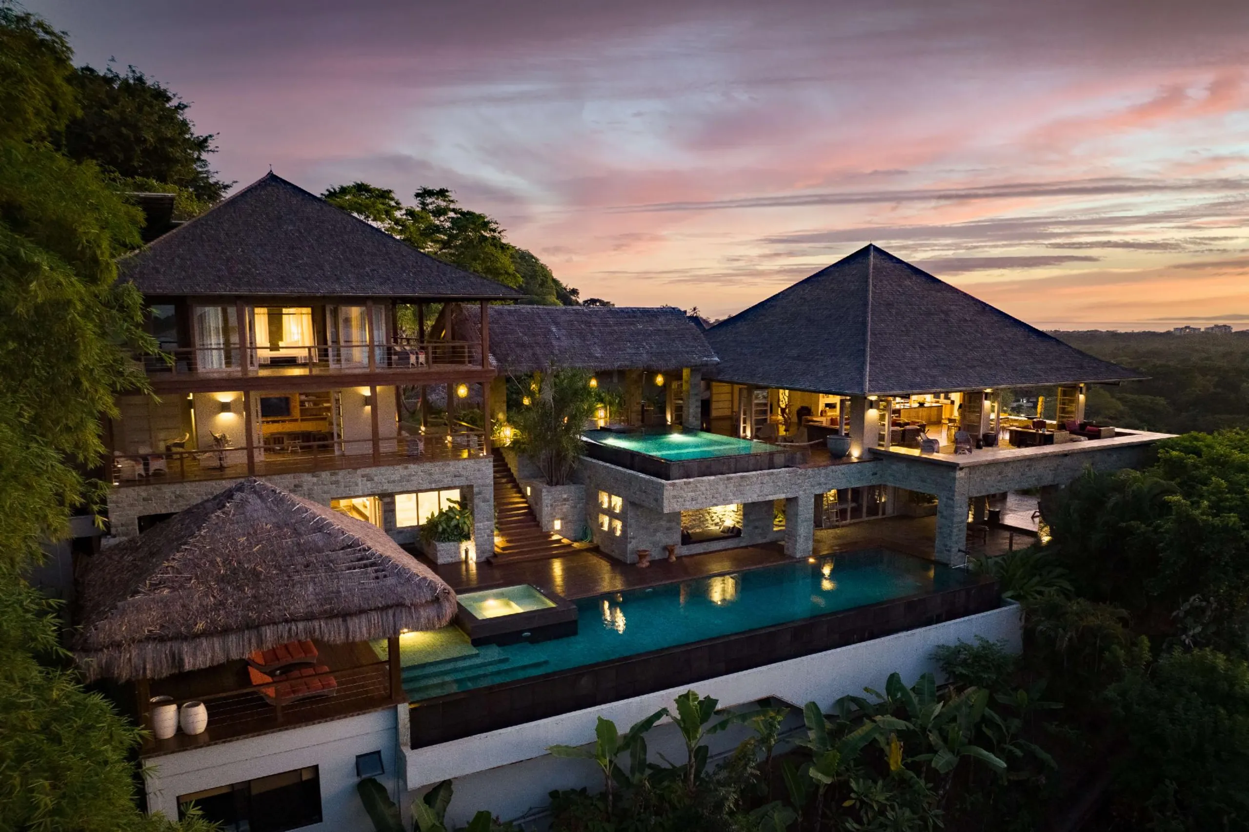 Stunning Tamarindo Luxury Villa with Infinity Pool and Endless Ocean Views, Tamarindo