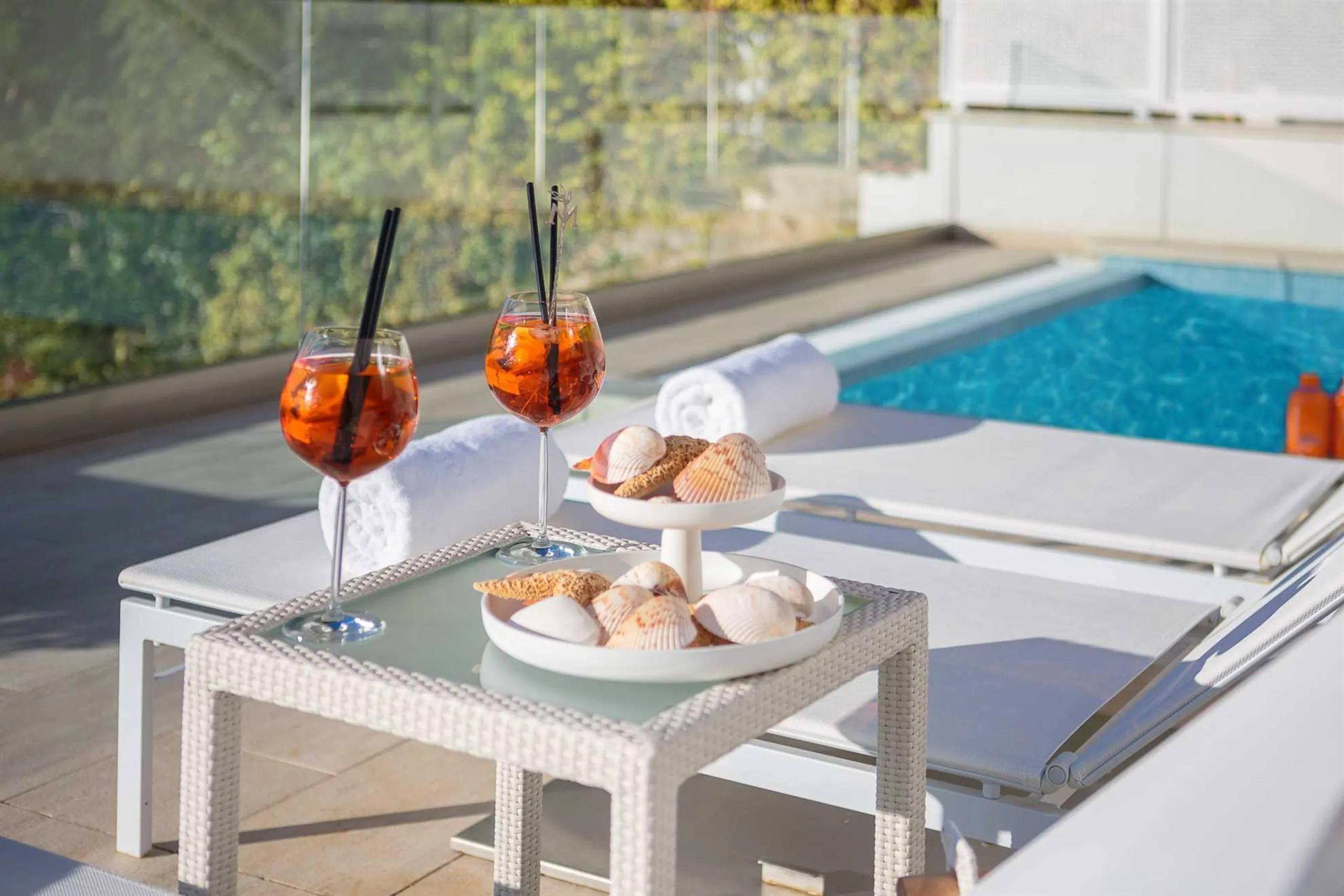 Elegantly Appointed Villa in the Center of Primošten with Large Private Swimming Pool, and Views of Mediterranean Greenery and Infinite Sea — photograph 9