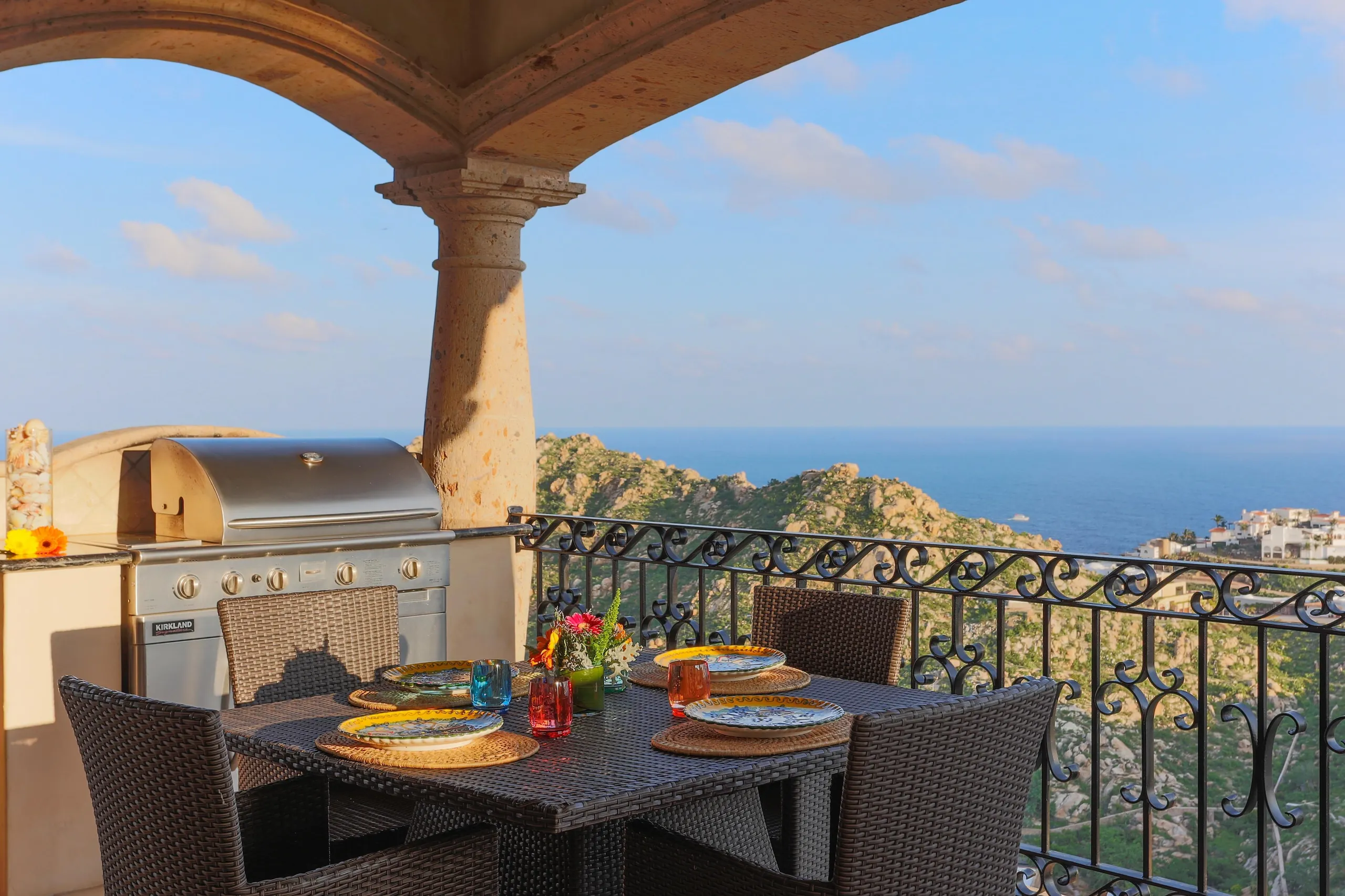 Luxury Estate Overlooking Cabo’s Pedregal Hills with Spectacular Ocean Views — photograph 6