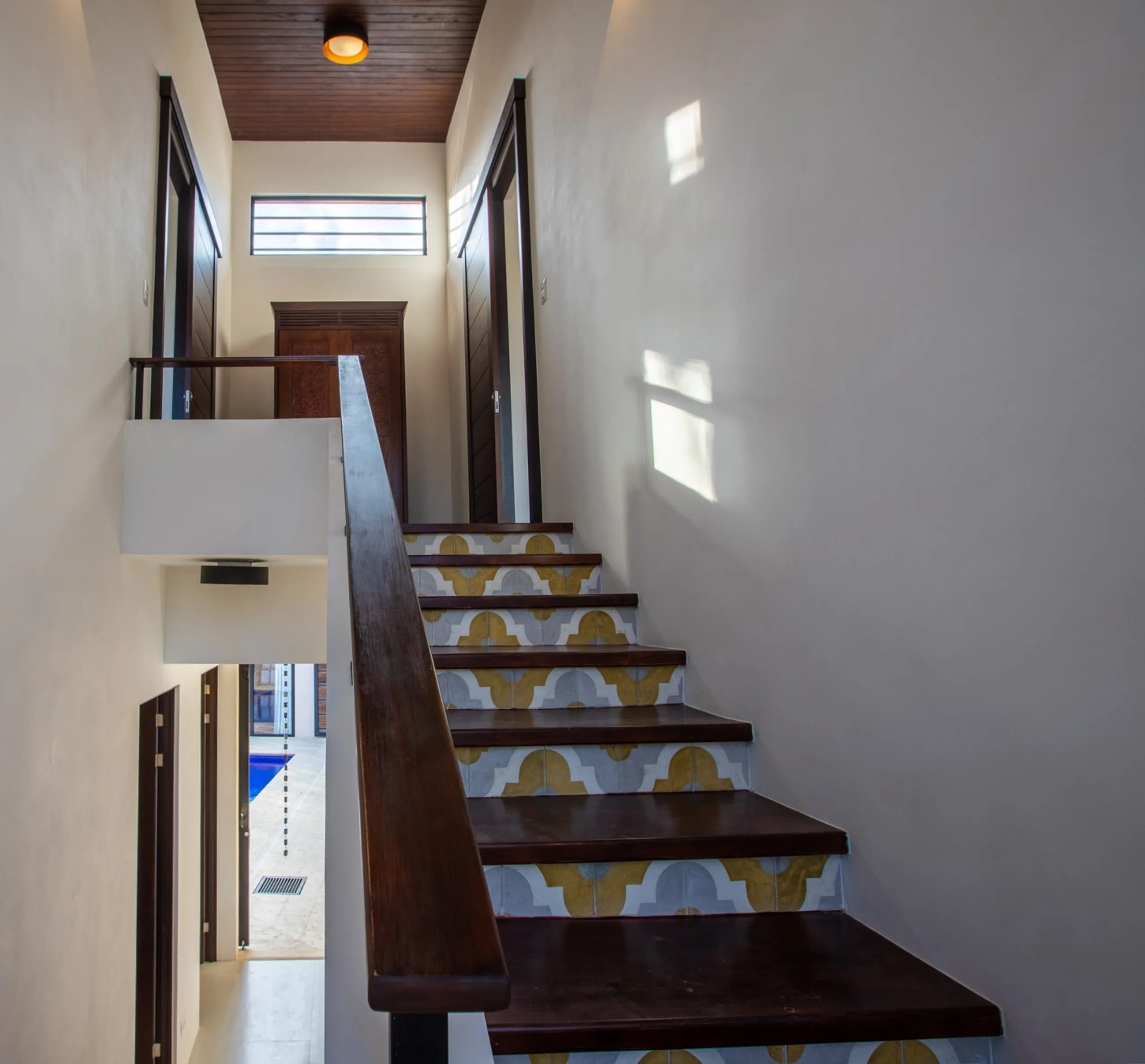 Opulent Stylish Villa with Private Pool, and Beach Access — photograph 7