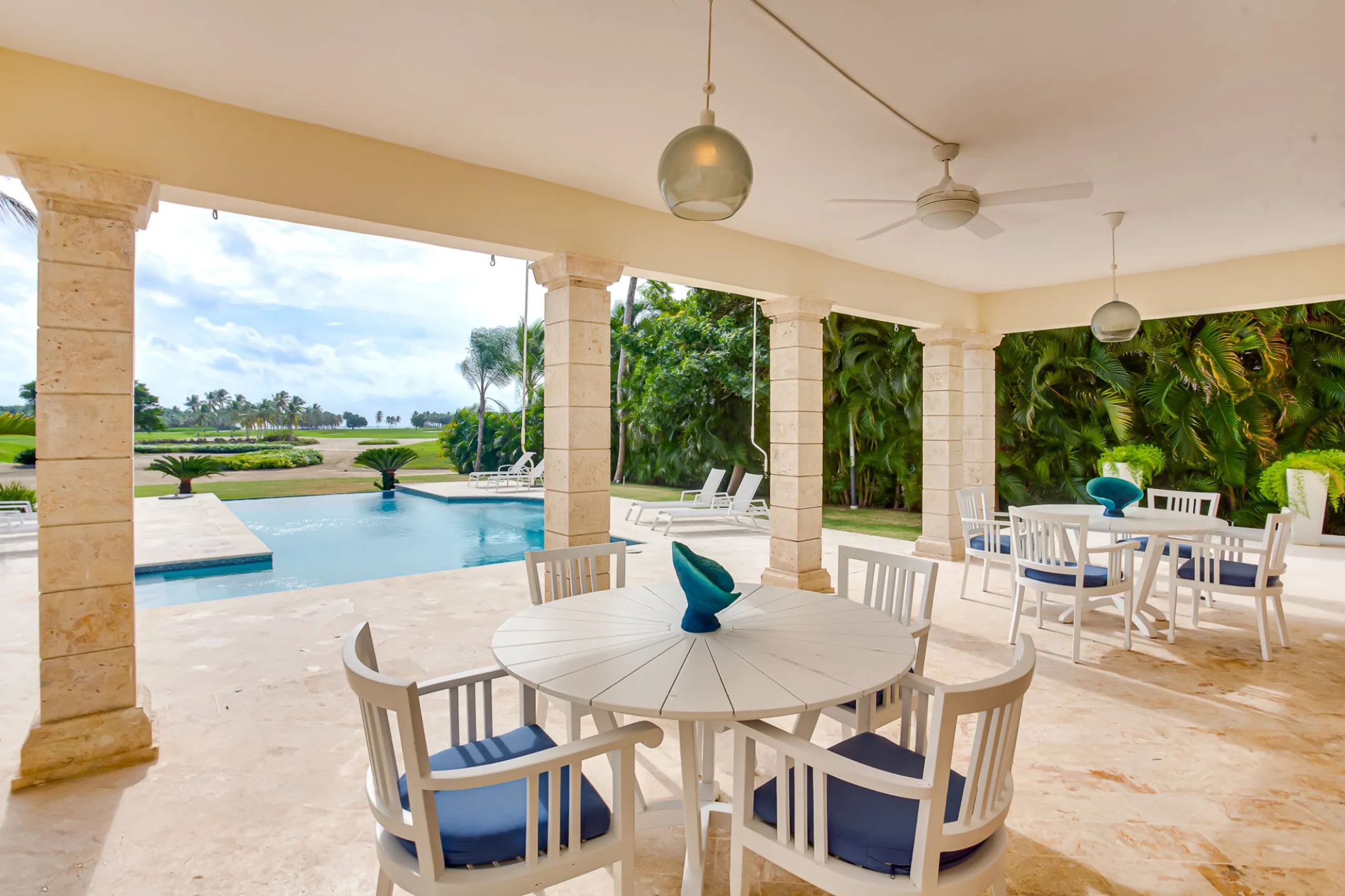 Elegant 4BR Villa in Tortuga Bay with Private Pool, Ocean Views & Golf Course — photograph 12