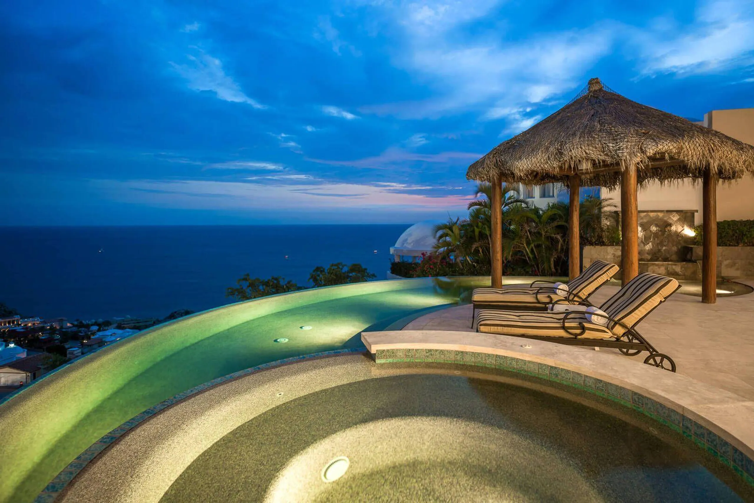 Infinity Pool Estate Overlooking the Sea of Cortez — photograph 7