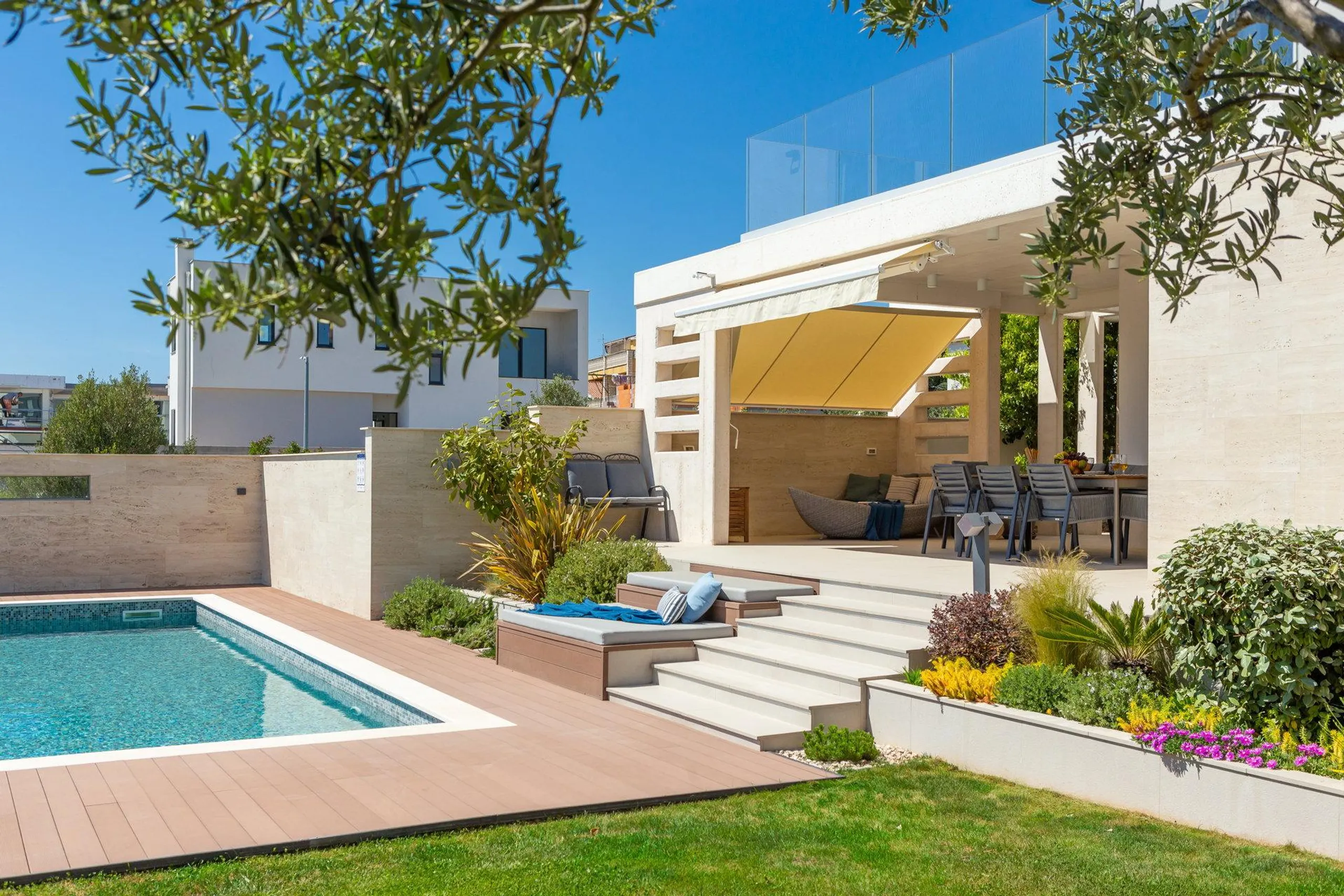 Modern Oasis with Heated Pool in Primosten and Luxurious Comfort — photograph 6