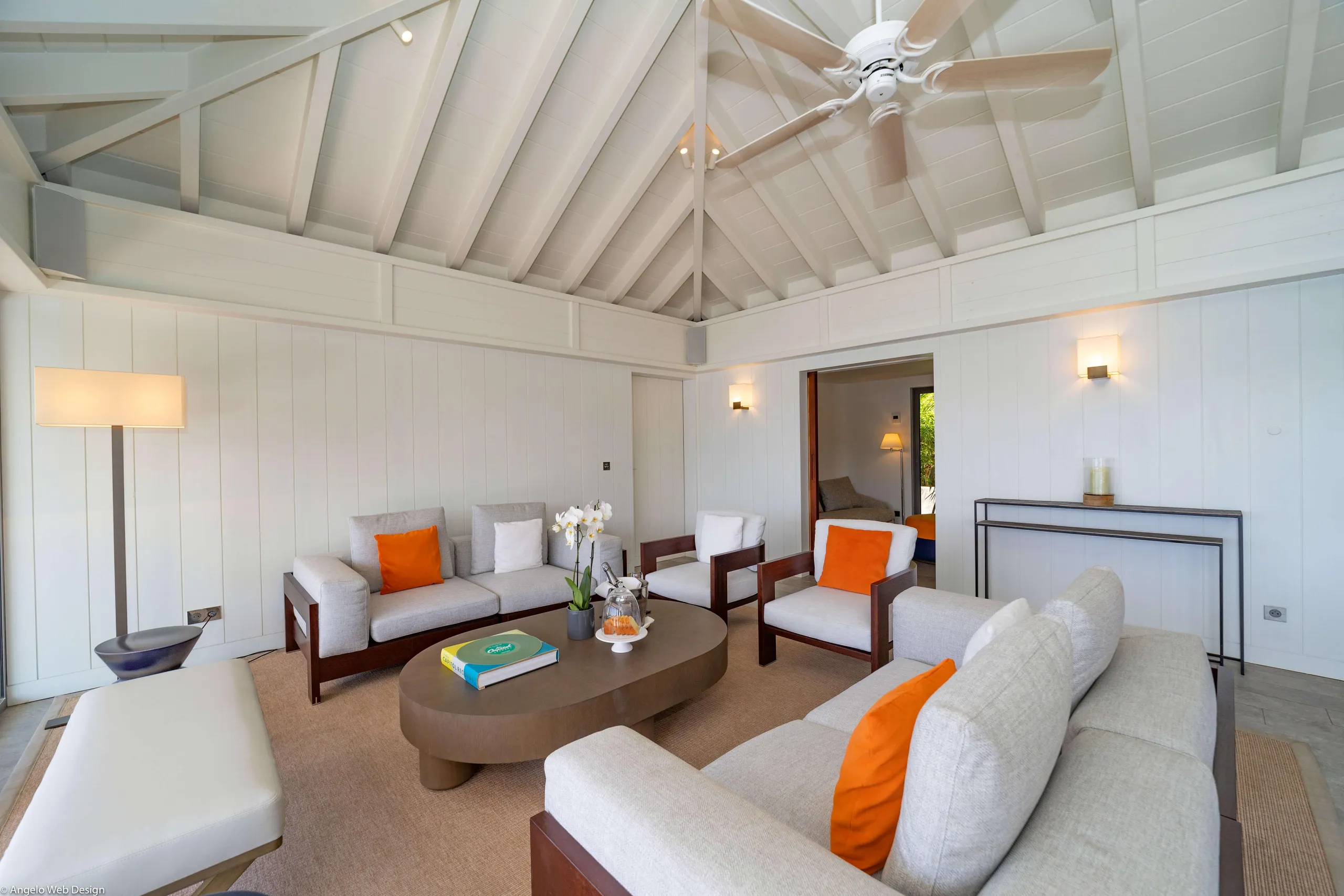 Private Paradise with Spectacular Ocean Views — photograph 12