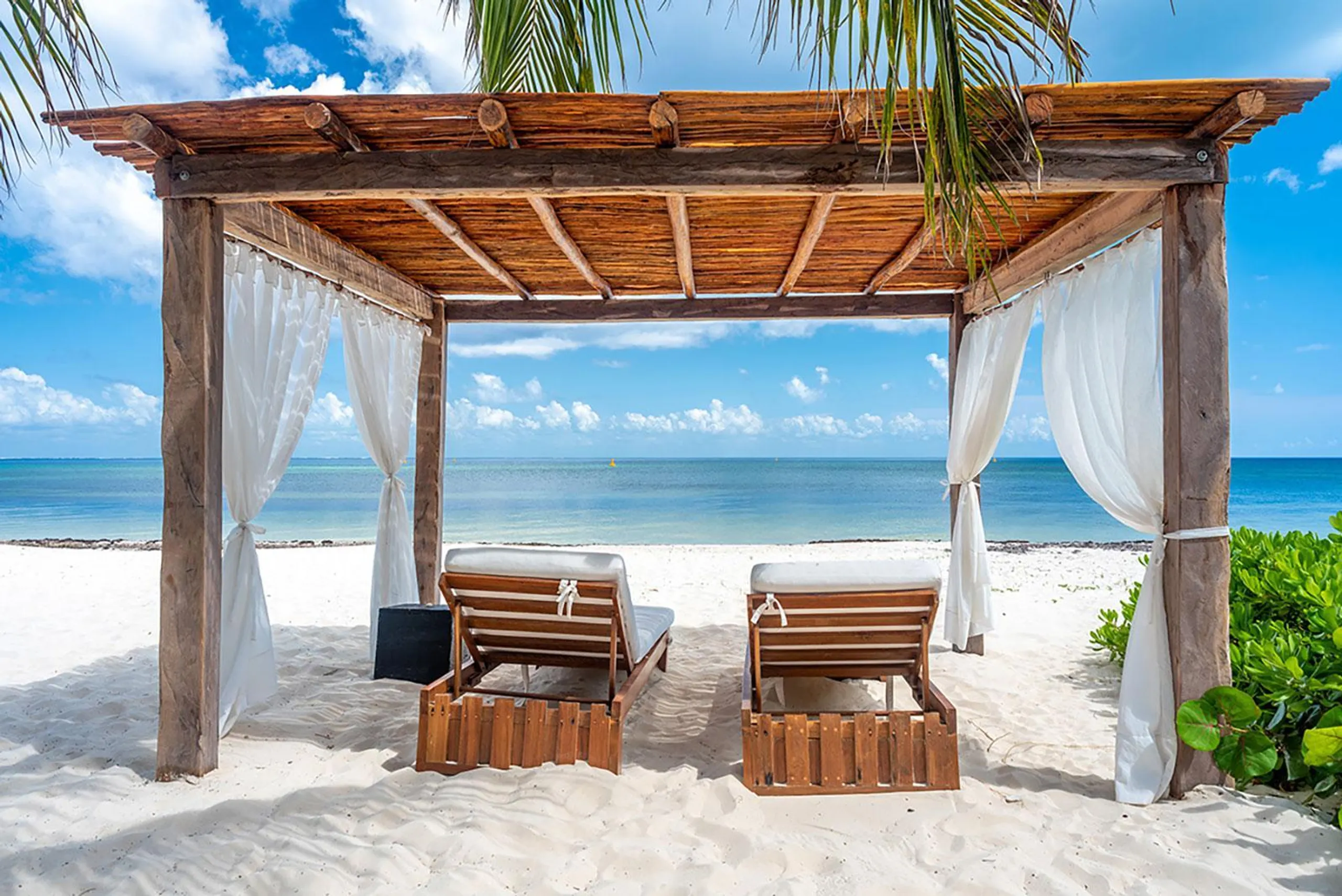 Discover Tranquility, Opulence, and Exquisite Luxury at Cozumel's Adjacent Homes in Cozumel