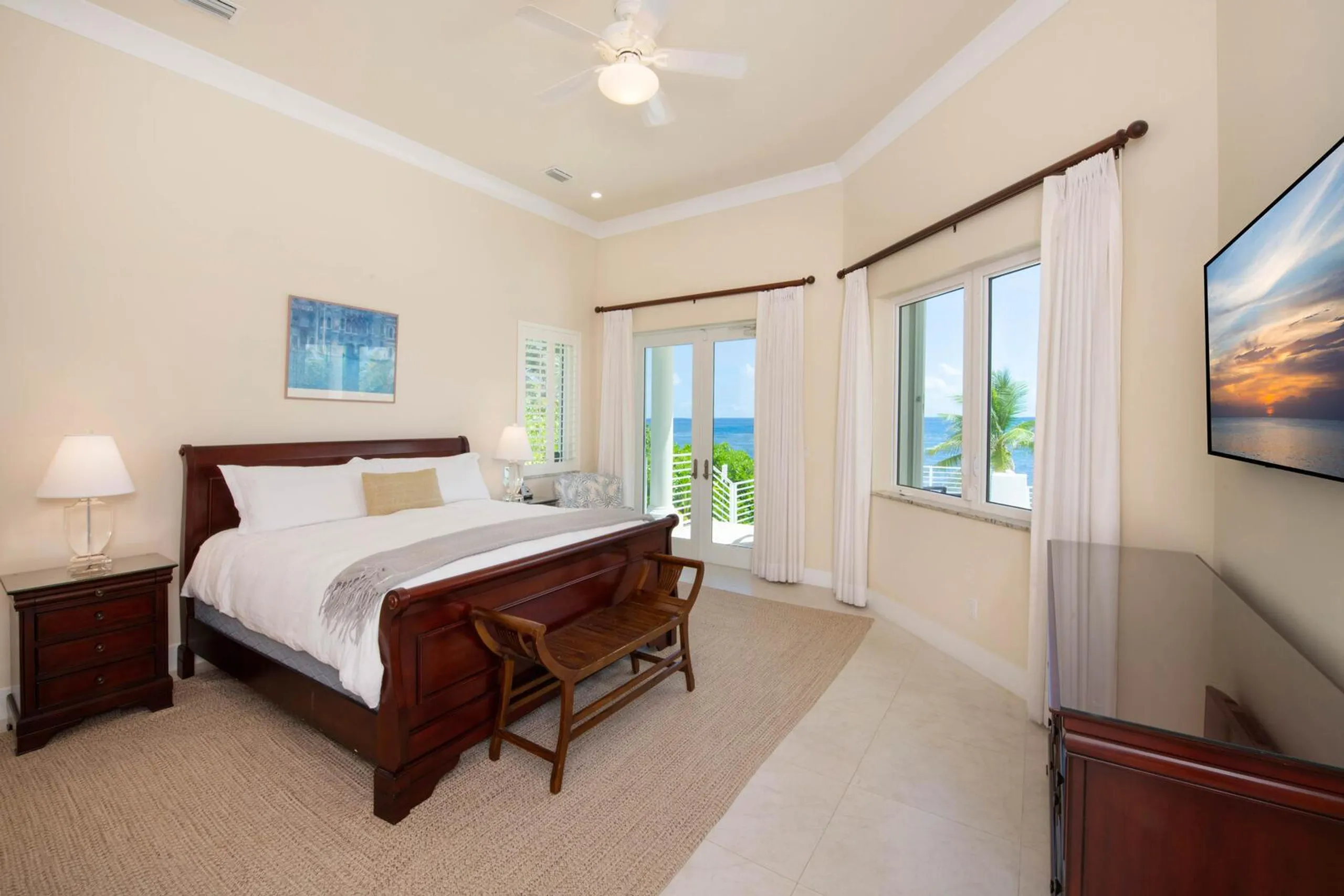 Elegant Ocean Kai Estate with Private Pool and Ocean Views — photograph 12