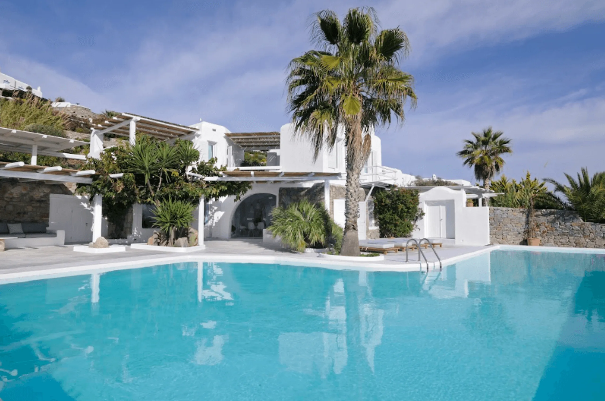 Luxury Villa Rental with Infinity Pool and Magnificent Aegean Sea Views, Aleomandra