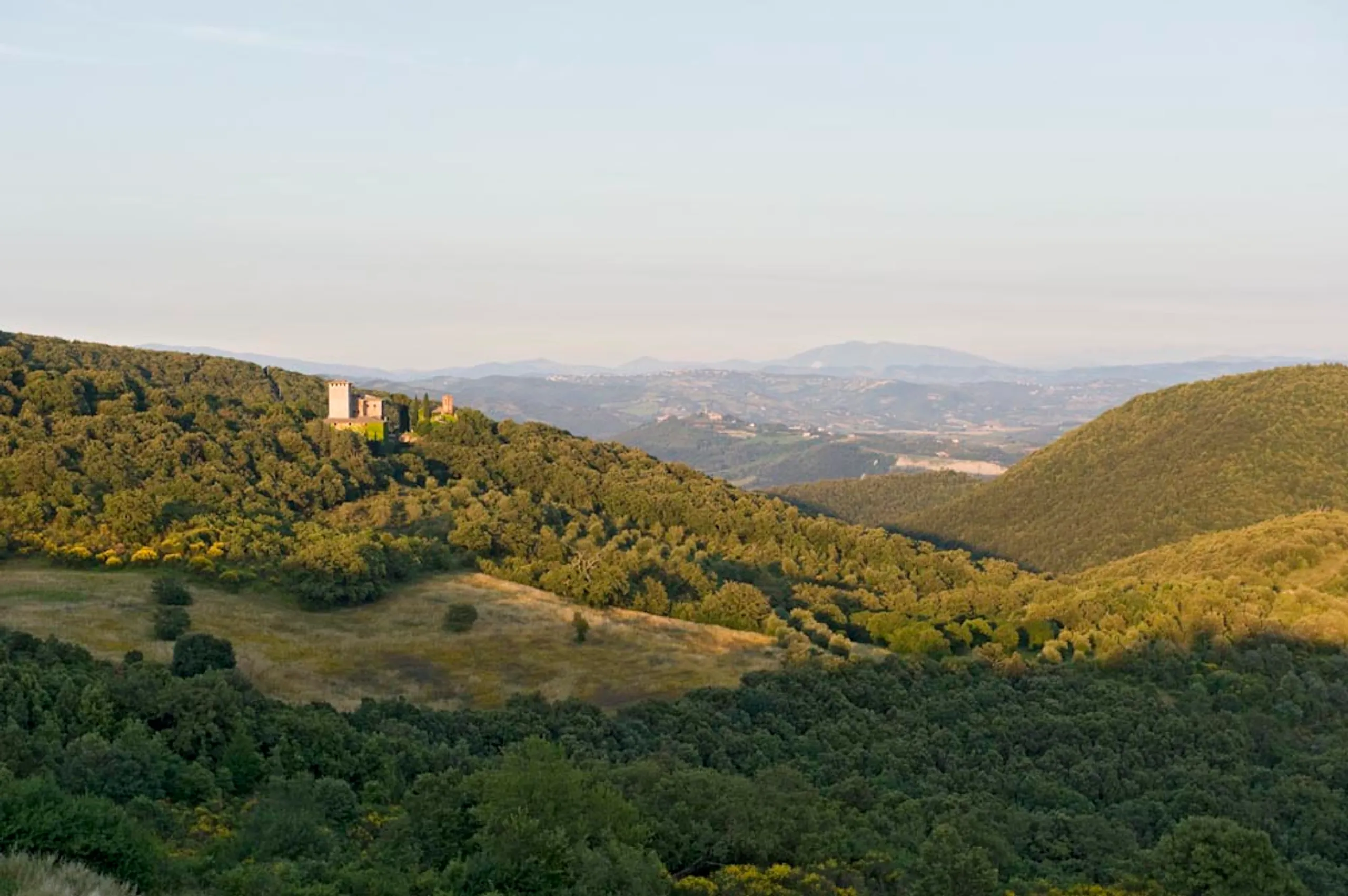 Stunning 14th Century Estate with Pool and Breathtaking Mountain Views — photograph 11