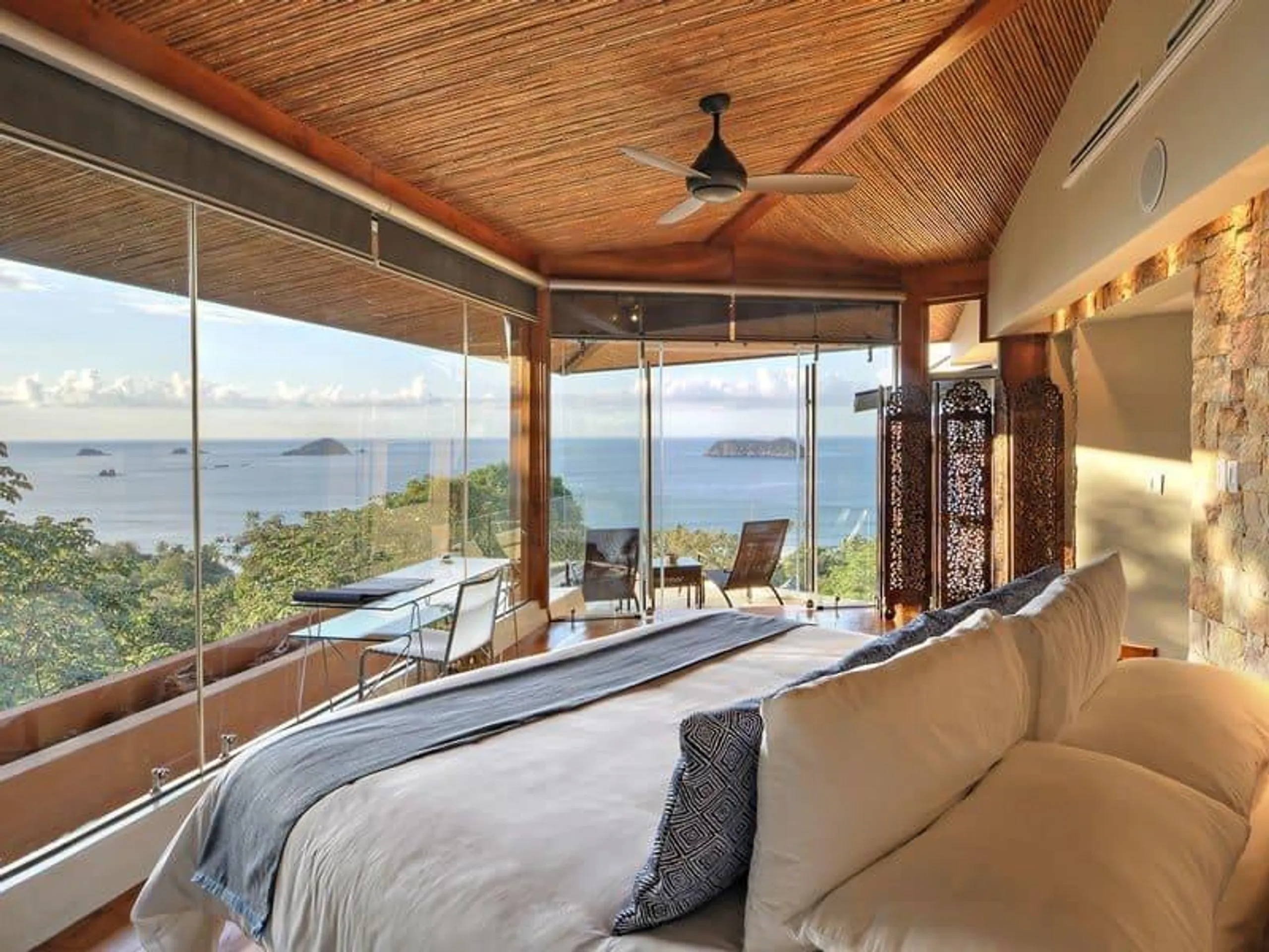 Exceptional Villas with Private Infinity Pool and 180-Degree Pacific Ocean View — photograph 7