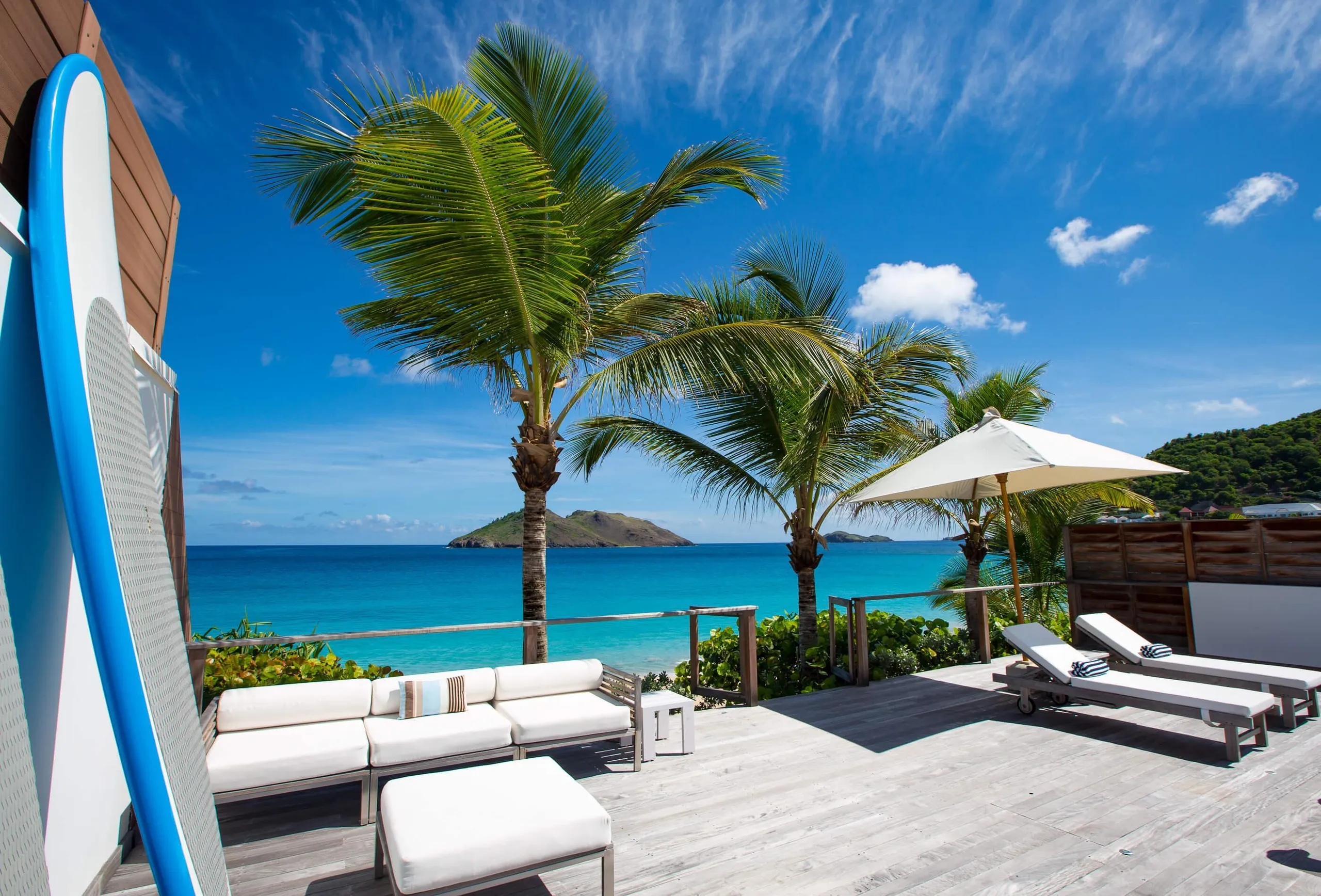 Beachfront Island Chic Villa with Private Pool in Flamands Beach — photograph 2