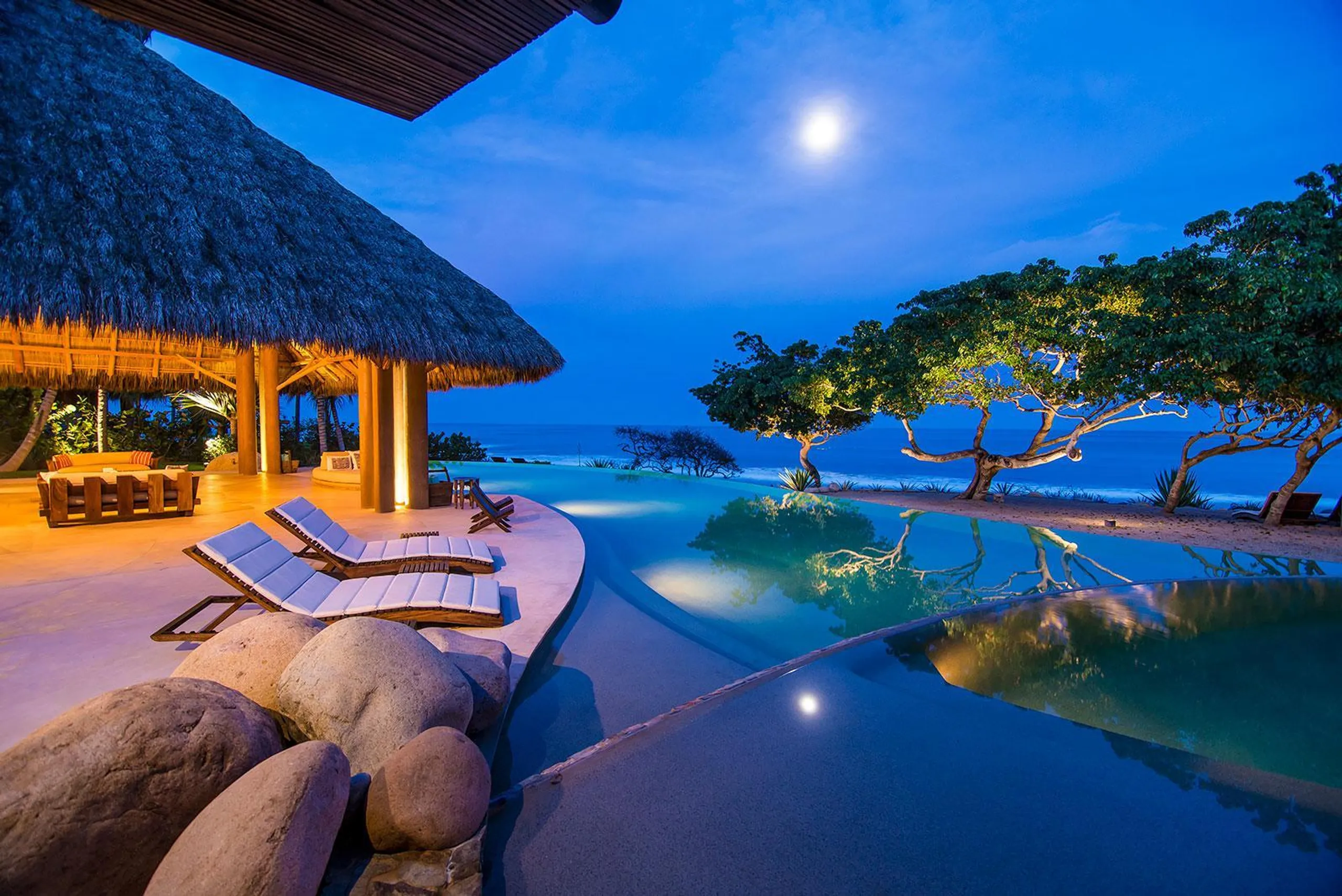 Punta Mita's  Sensory Haven Gateway  Villa  With  Serenity and Breathtaking Views — photograph 2