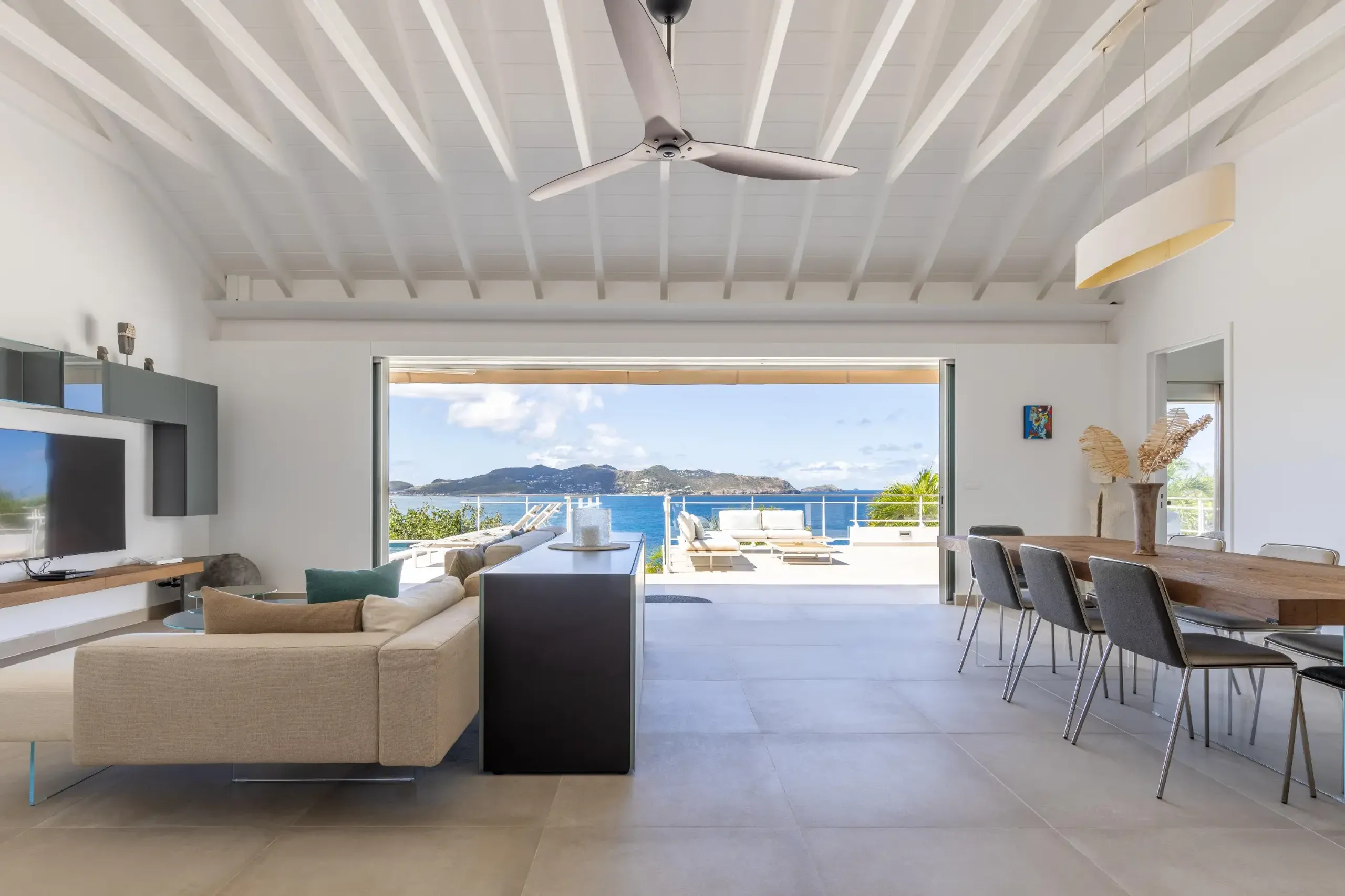 Deluxe Pointe Milou Villa with Private Pool and Ocean Views — photograph 6