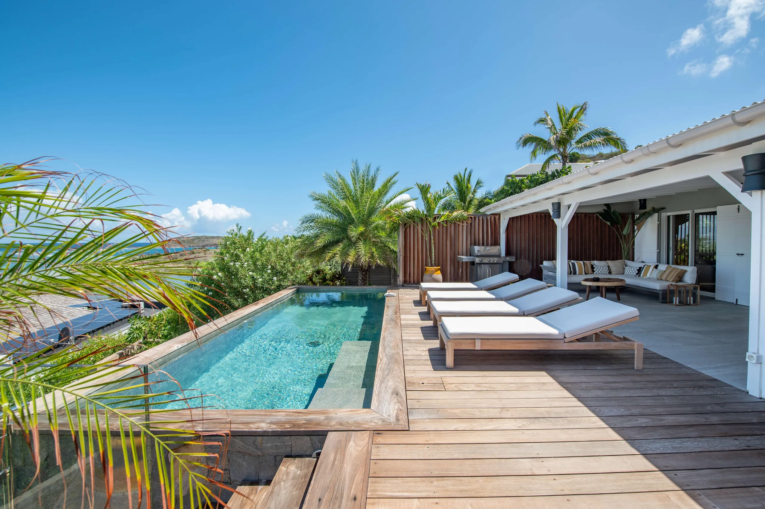 Grand-Cul-de-Sac Lagoon Contemporary Styled Villa with Private Pool, Grand Cul de Sac