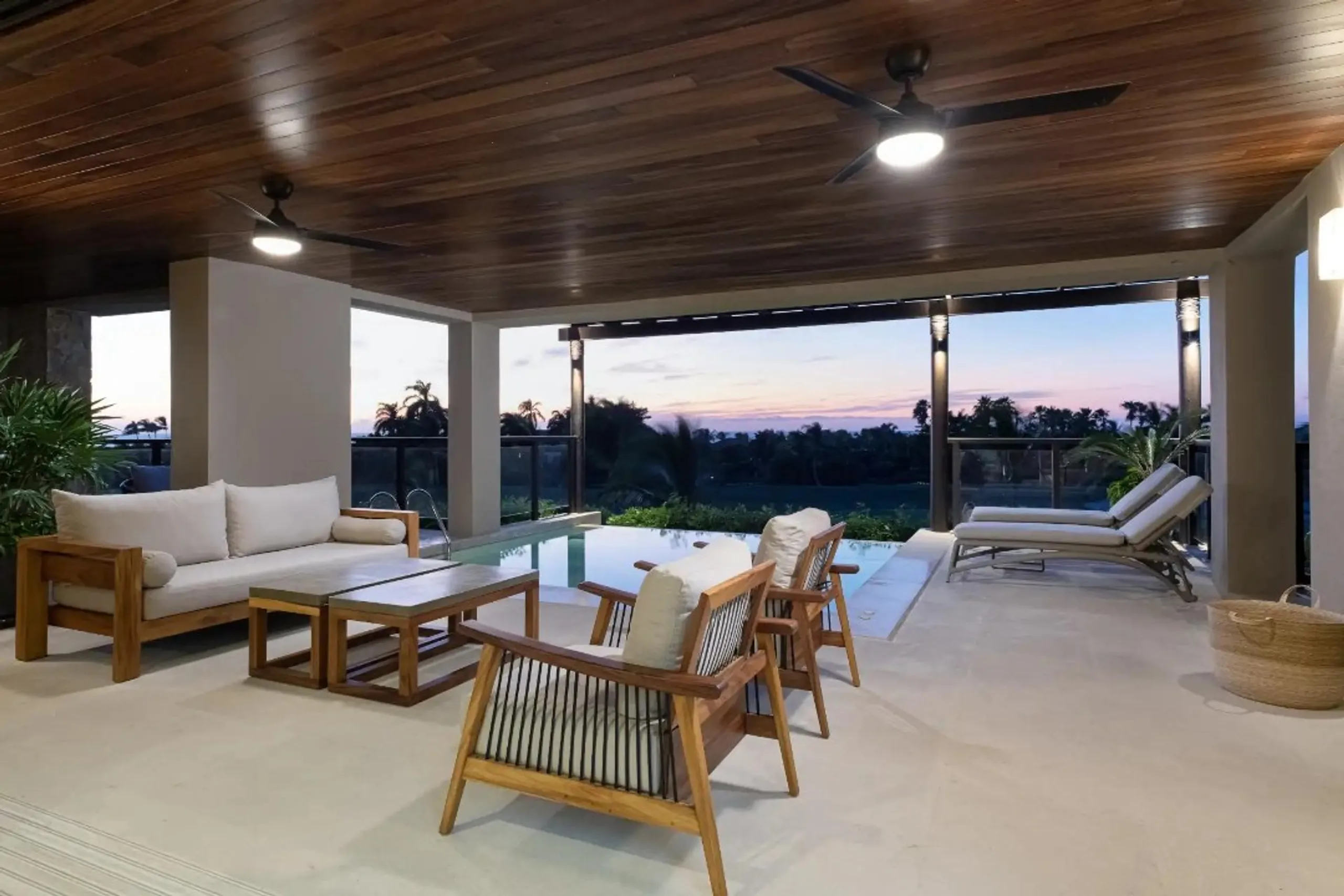Sumptuous 3-Bedroom Villa with Pool & Jack Nicklaus Golf Views — photograph 5