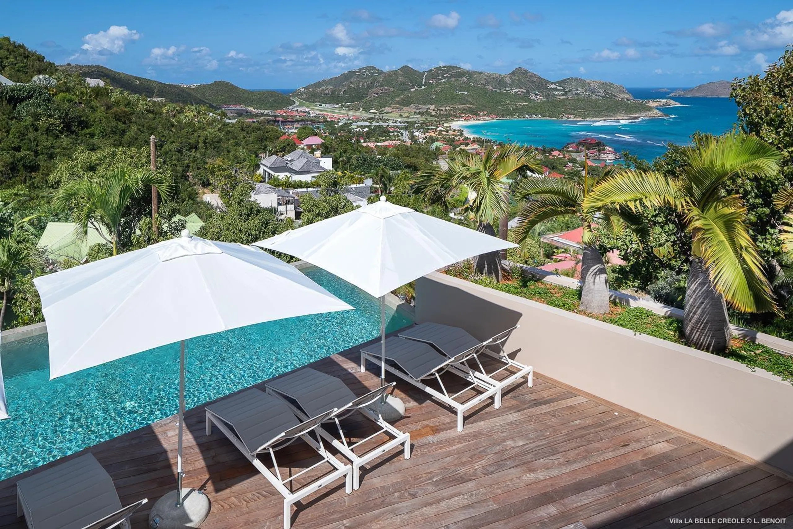 Posh St Jean Luxury Seaview Villa with Private Pool — photograph 2