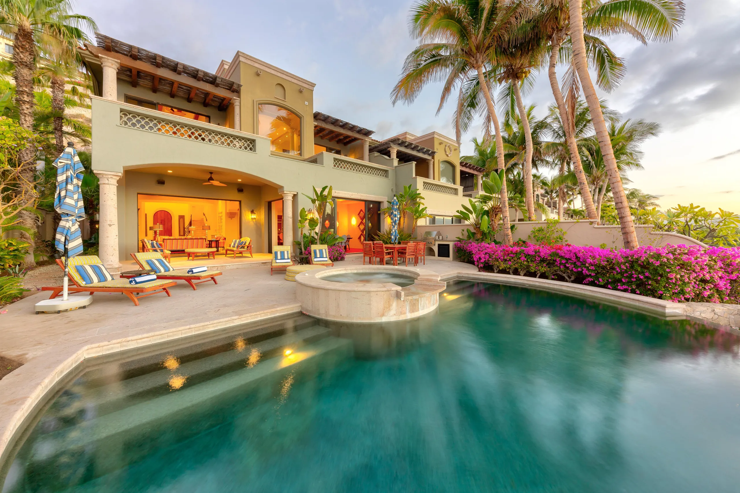 Sumptuously Furnished Oceanview Villa with Private Swimming Pool and Stunning Views, Cabo San Lucas