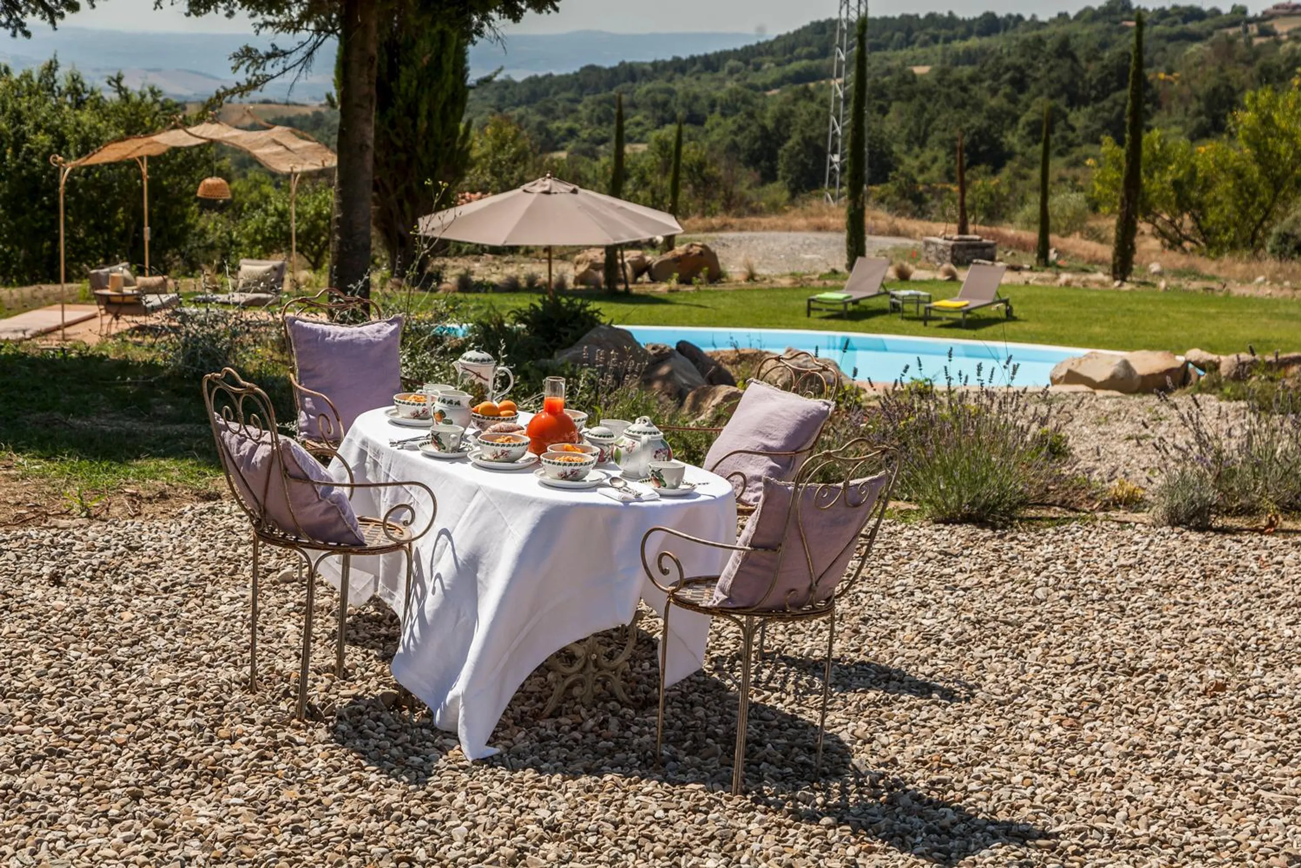 Historic Stone Villa with Private Pool and 10-Hectare Garden — photograph 5