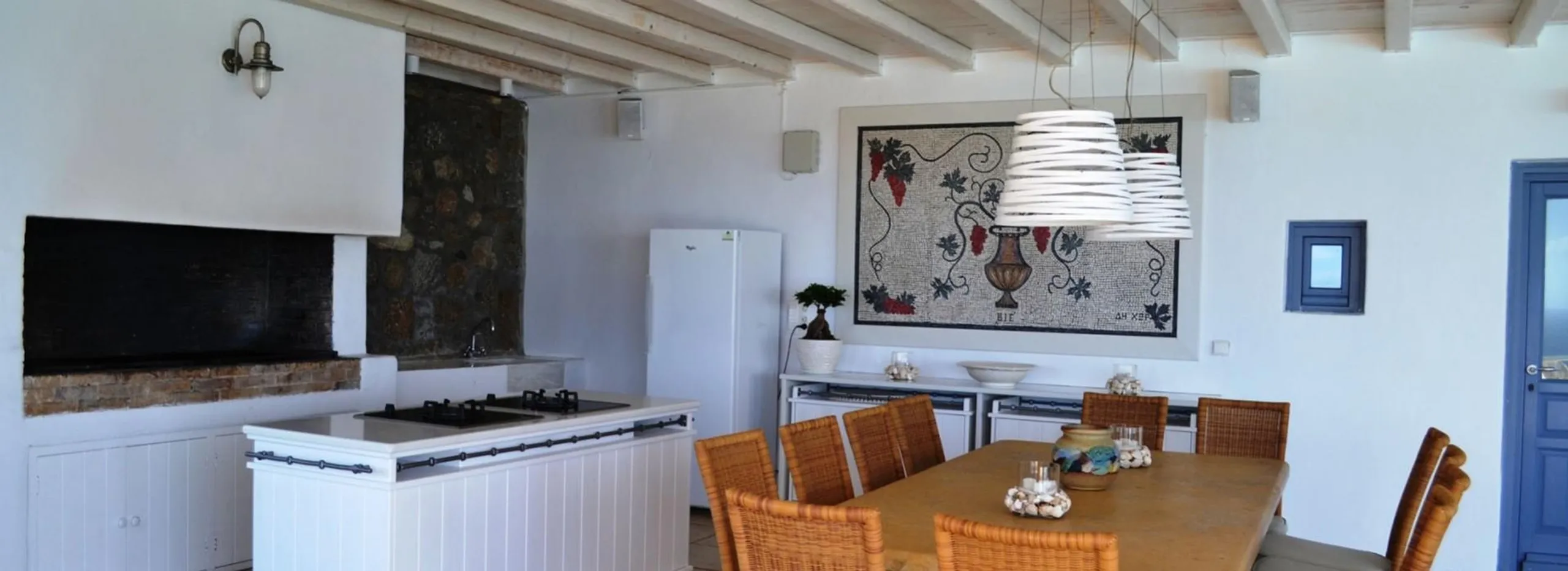 Sumptuous Mykonos Villa with Infinity Pool,  and Panoramic Aegean Views — photograph 11