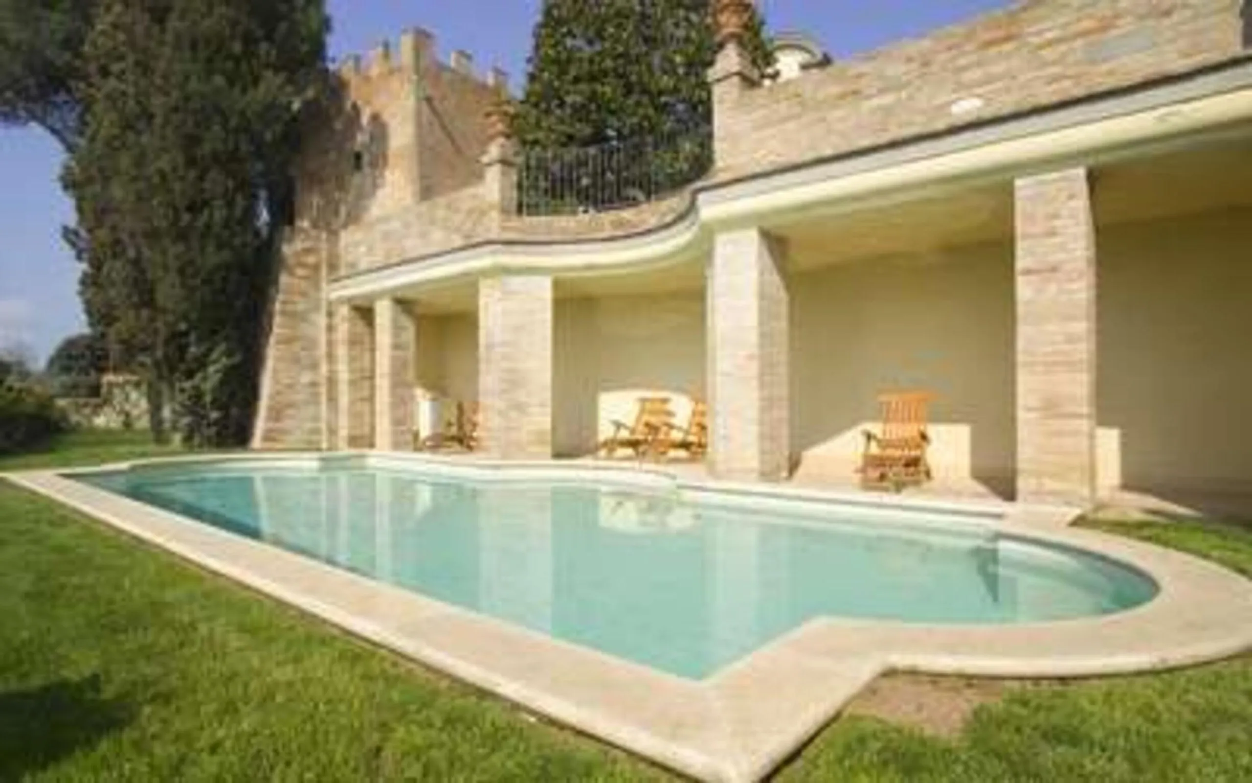 Majestic Castelfiorentino Estate with Private Pool, Fireplace, and Stunning Views, Castelfiorentino